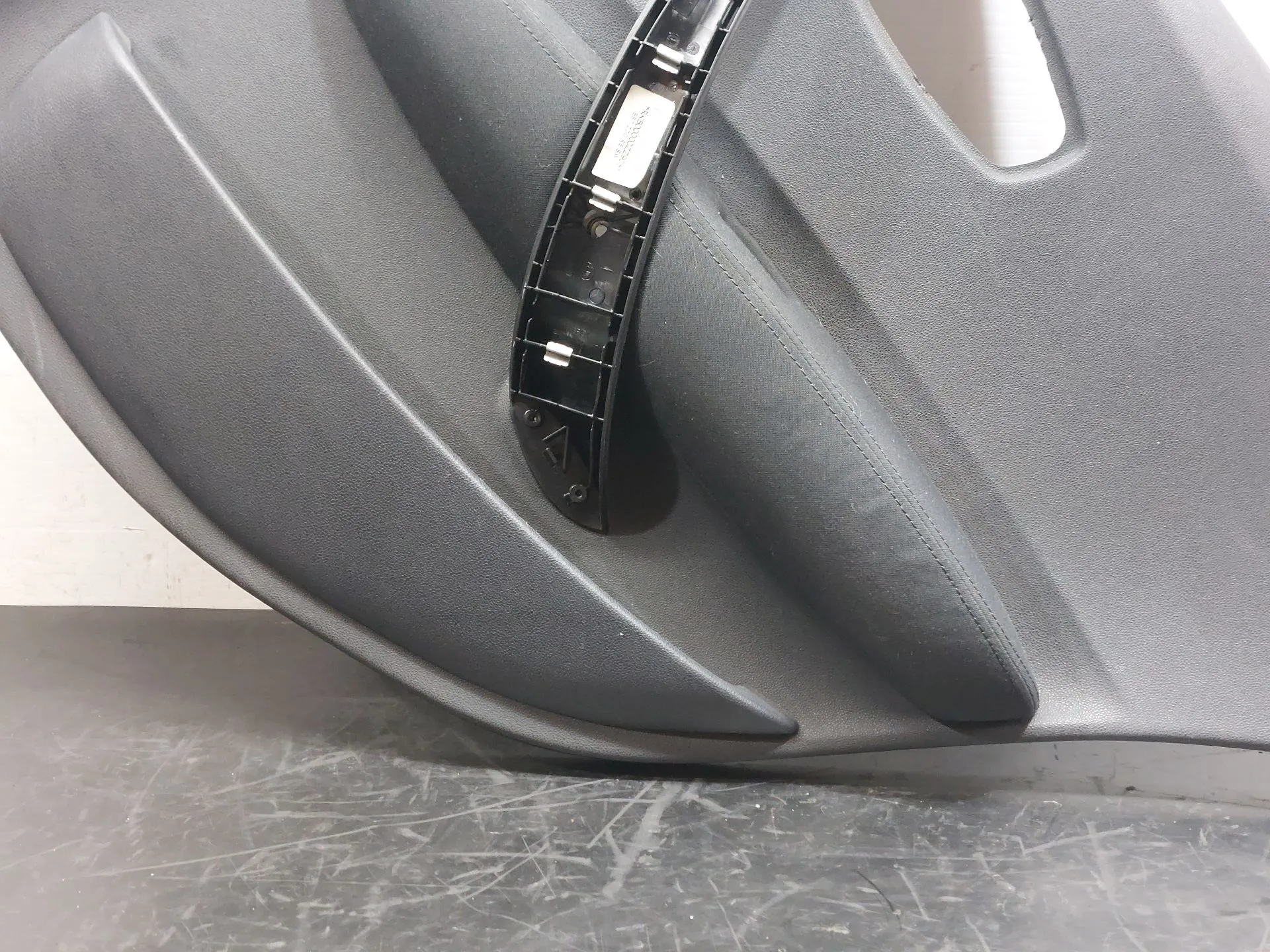 Rivestimento porta posteriore destra BMW 1 (E87) Imagem-4