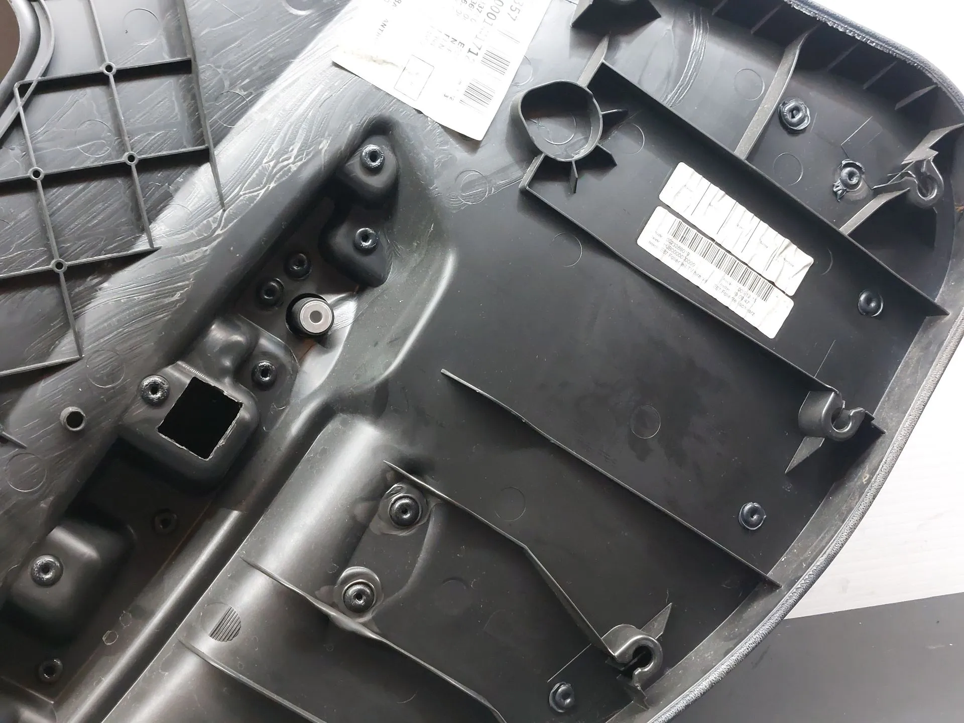 Rivestimento porta posteriore destra BMW 1 (E87) Imagem-10