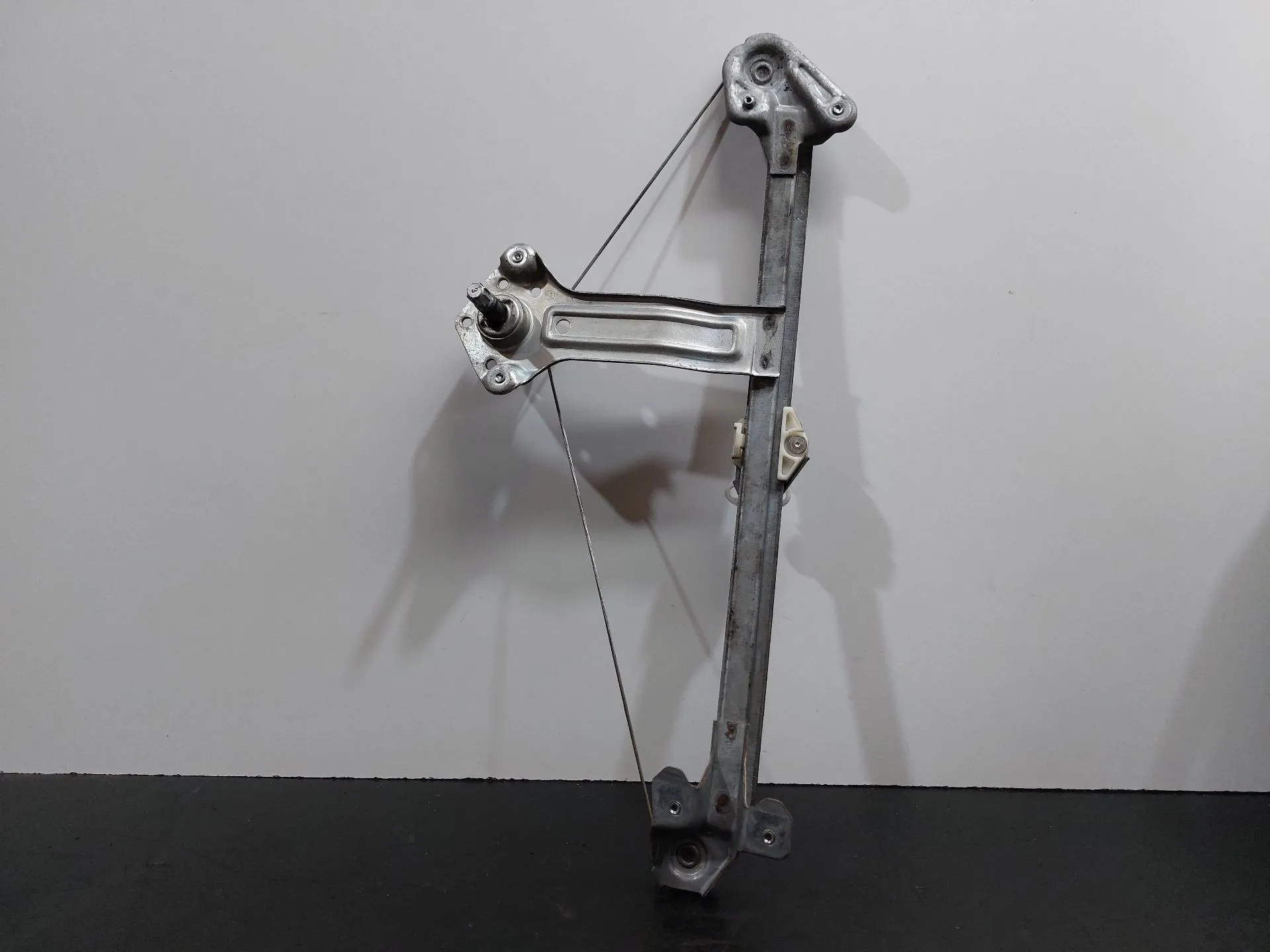 Alzavetro posteriore sinistro OPEL Corsa C