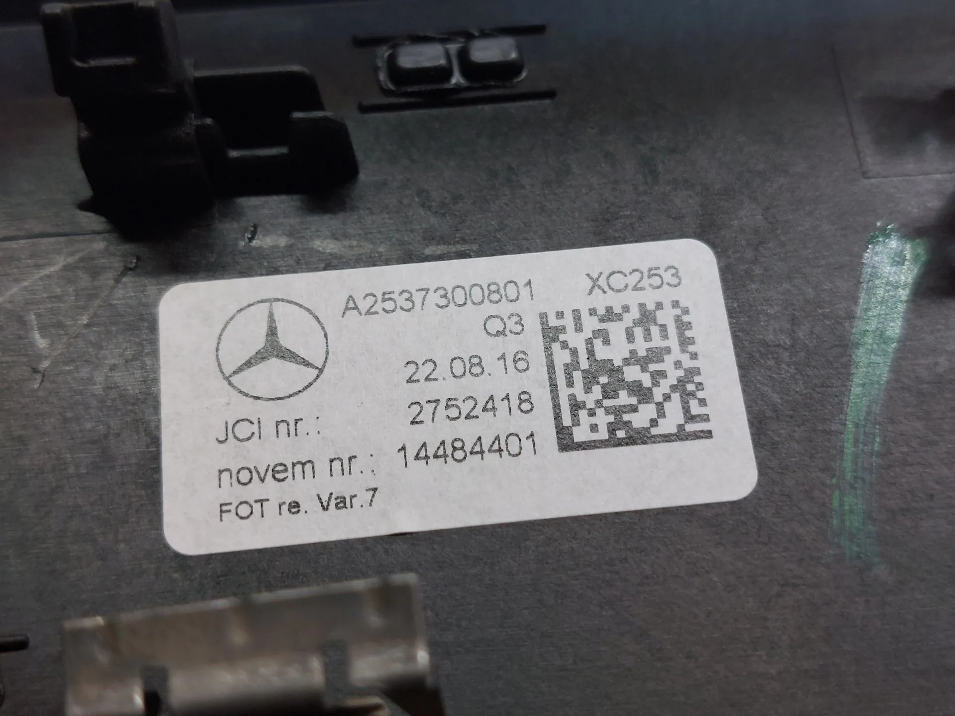 Friso Porta MERCEDES-BENZ GLC Coupé (C253) Imagem-8