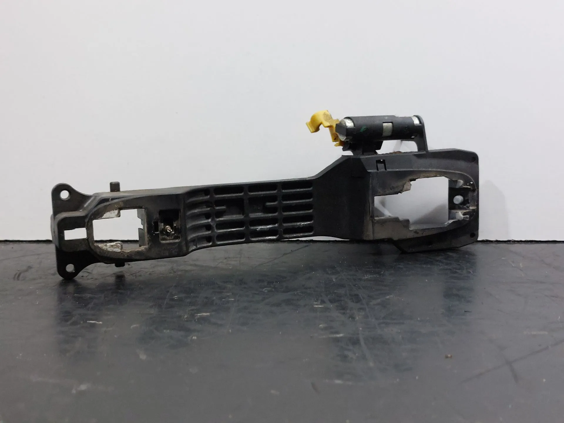 Soporte Manija puerta Delantera Izquierda TOYOTA Auris Hatchback (_E15_)