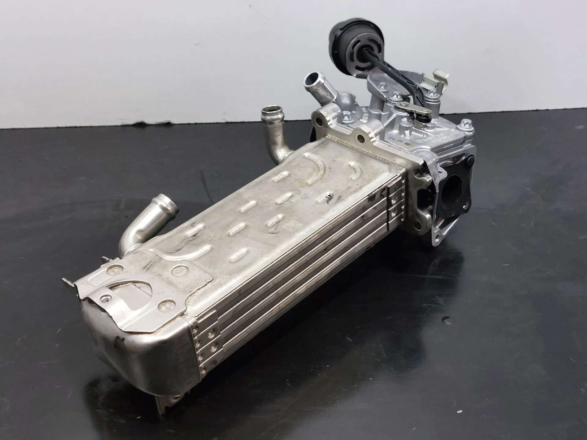 Radiador de gases / EGR MERCEDES-BENZ GLC Coupé (C253) Imagem-9