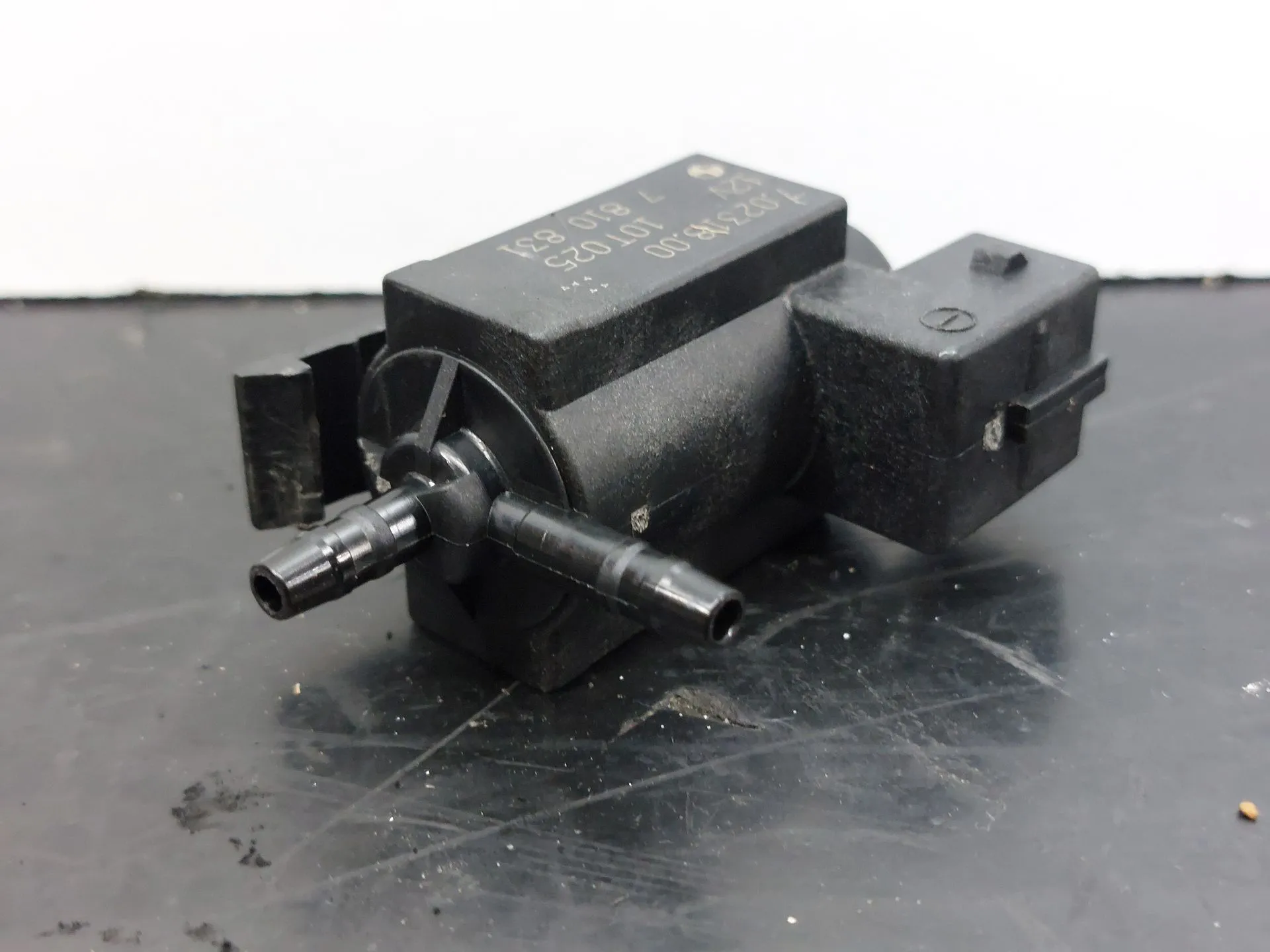 Valvola generica BMW 5 Gran Turismo (F07) Imagem-1