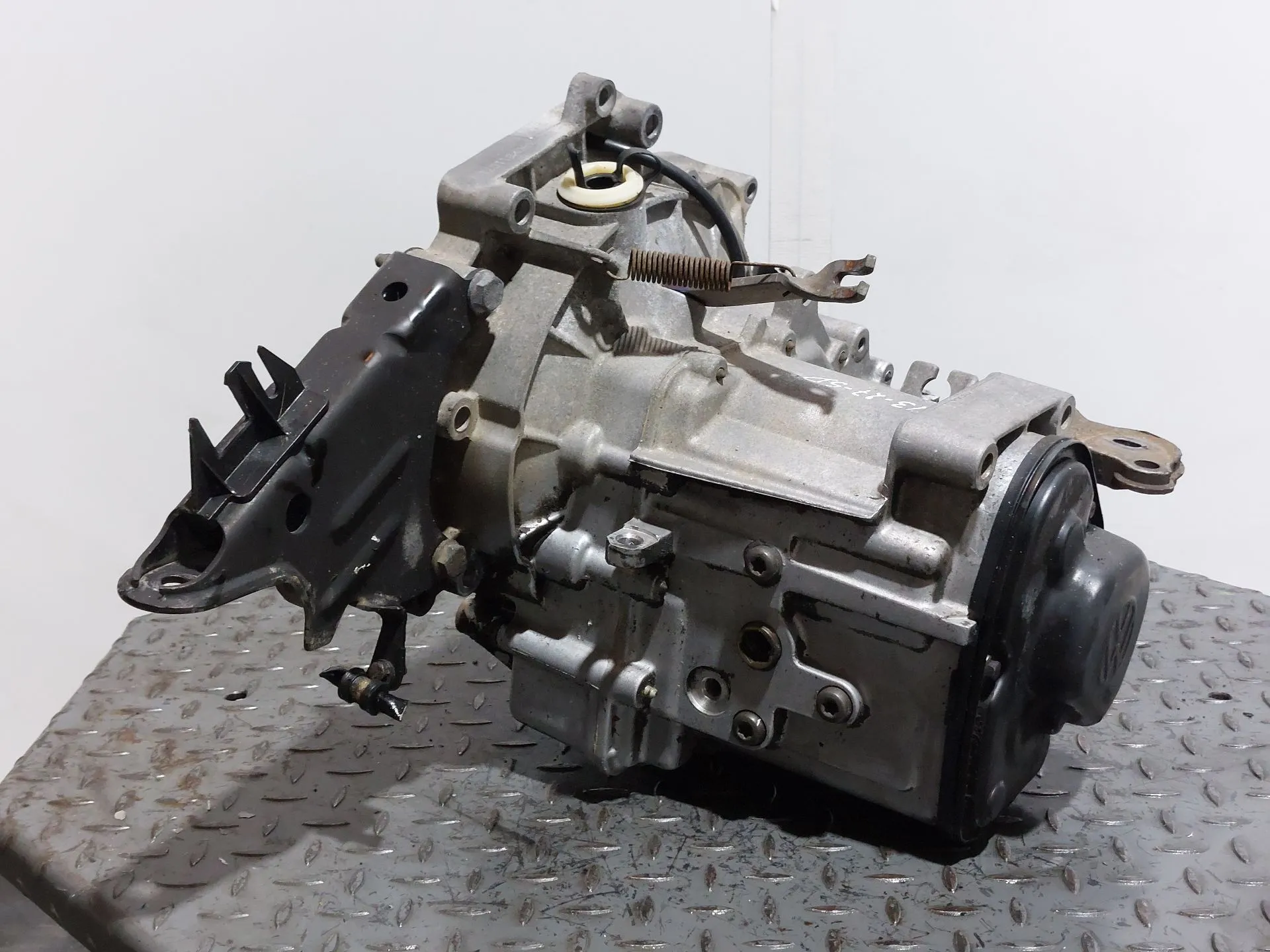 Caixa de velocidades manual SEAT Ibiza II (6K1) Imagem-1