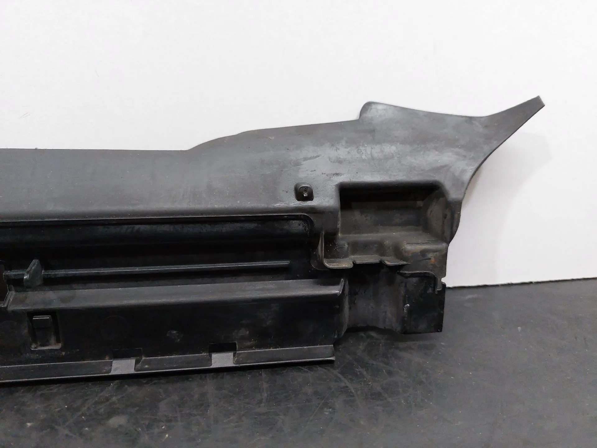 Plástico genérico MERCEDES-BENZ GLC Coupé (C253) Imagem-4