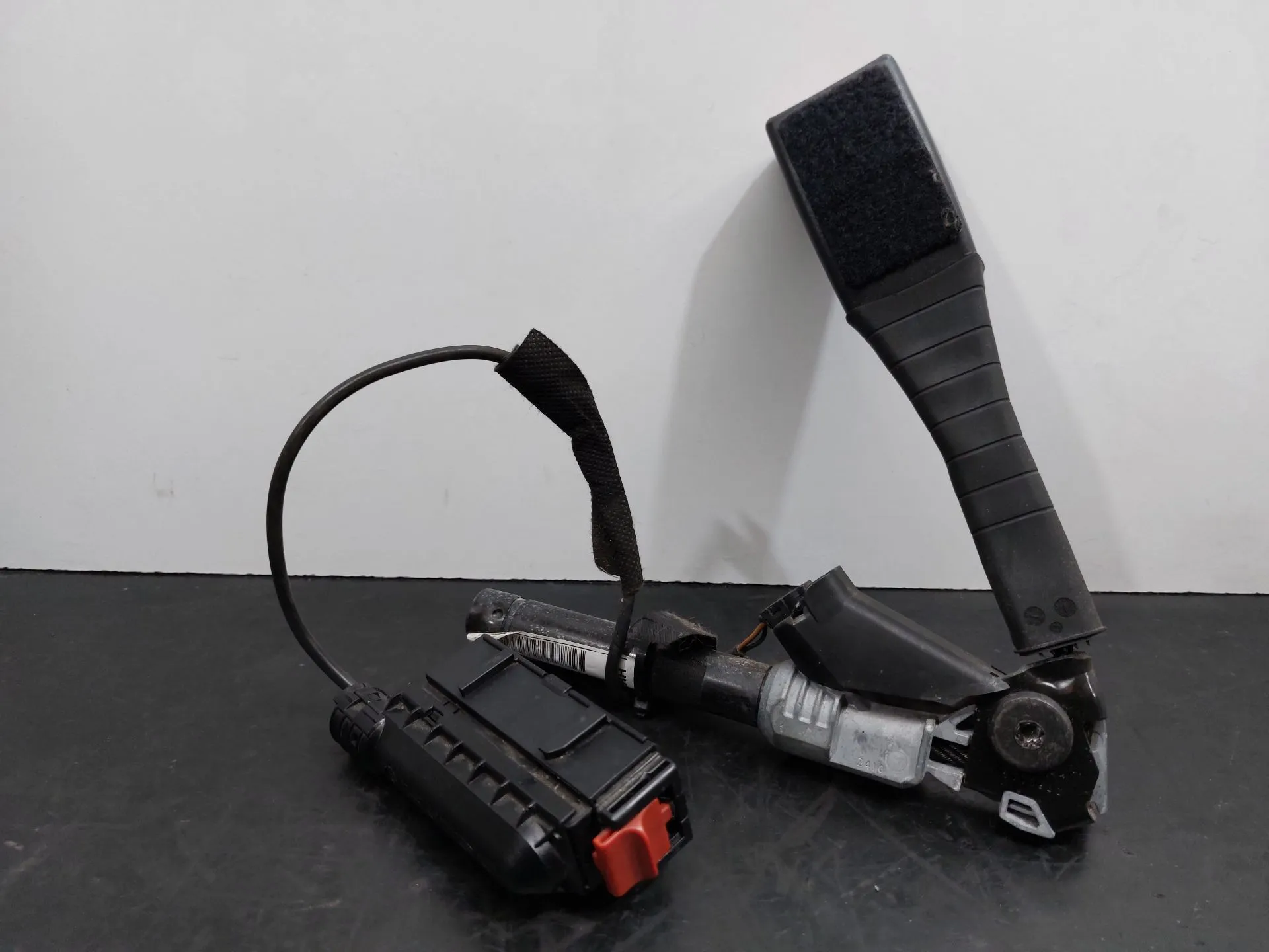 Pretensor cinturón Delantero Derecho OPEL Corsa D