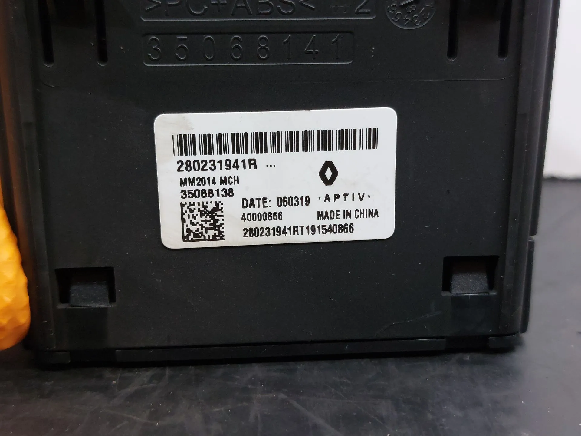Módulo USB / AUX / IPOD DACIA Duster (HM_) Imagem-5