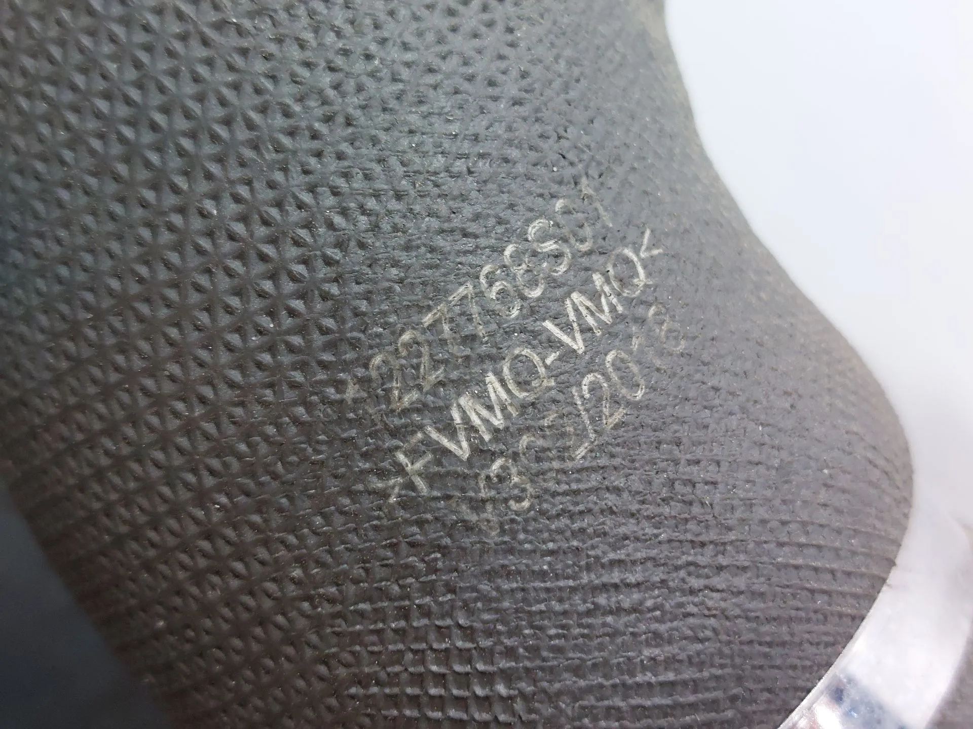 Tubo do intercooler DACIA Duster (HM_) Imagem-4