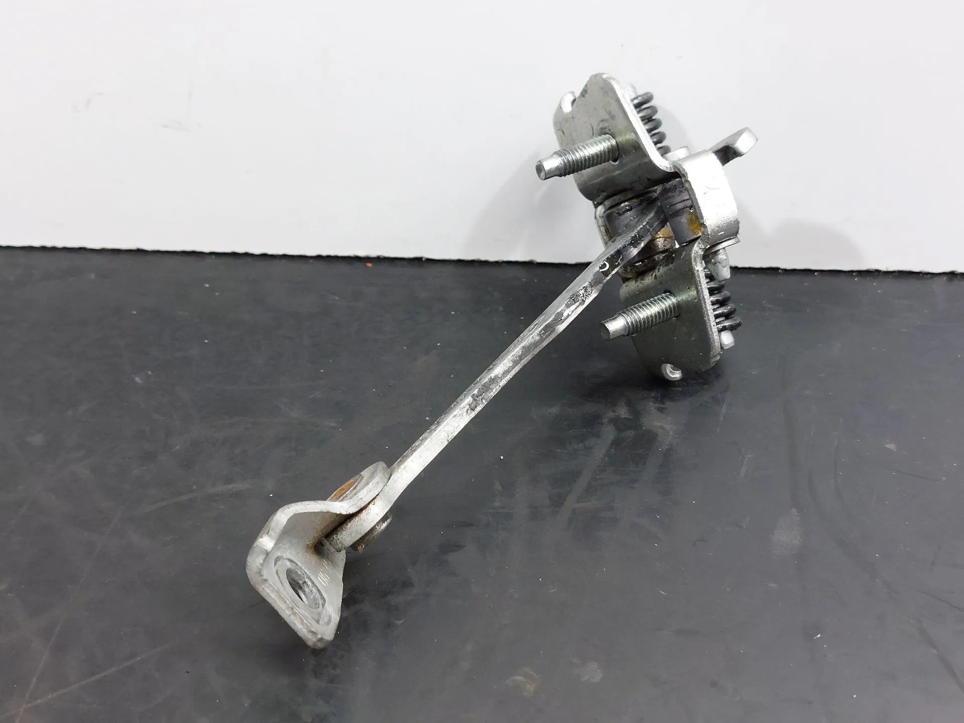 Esticador / limitador porta frente direito DACIA Duster (HM_)