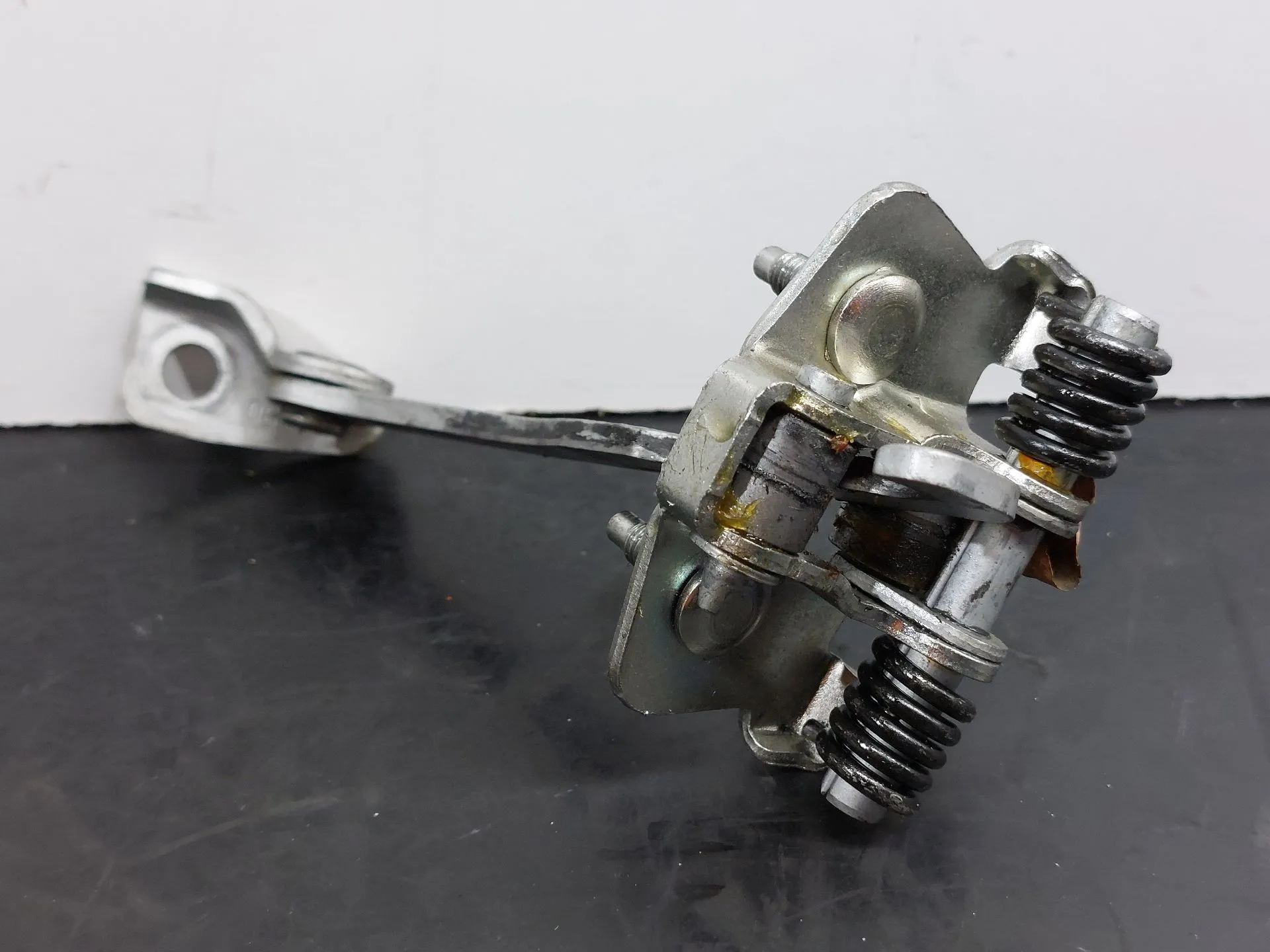 Esticador / limitador porta frente direito DACIA Duster (HM_) Imagem-1