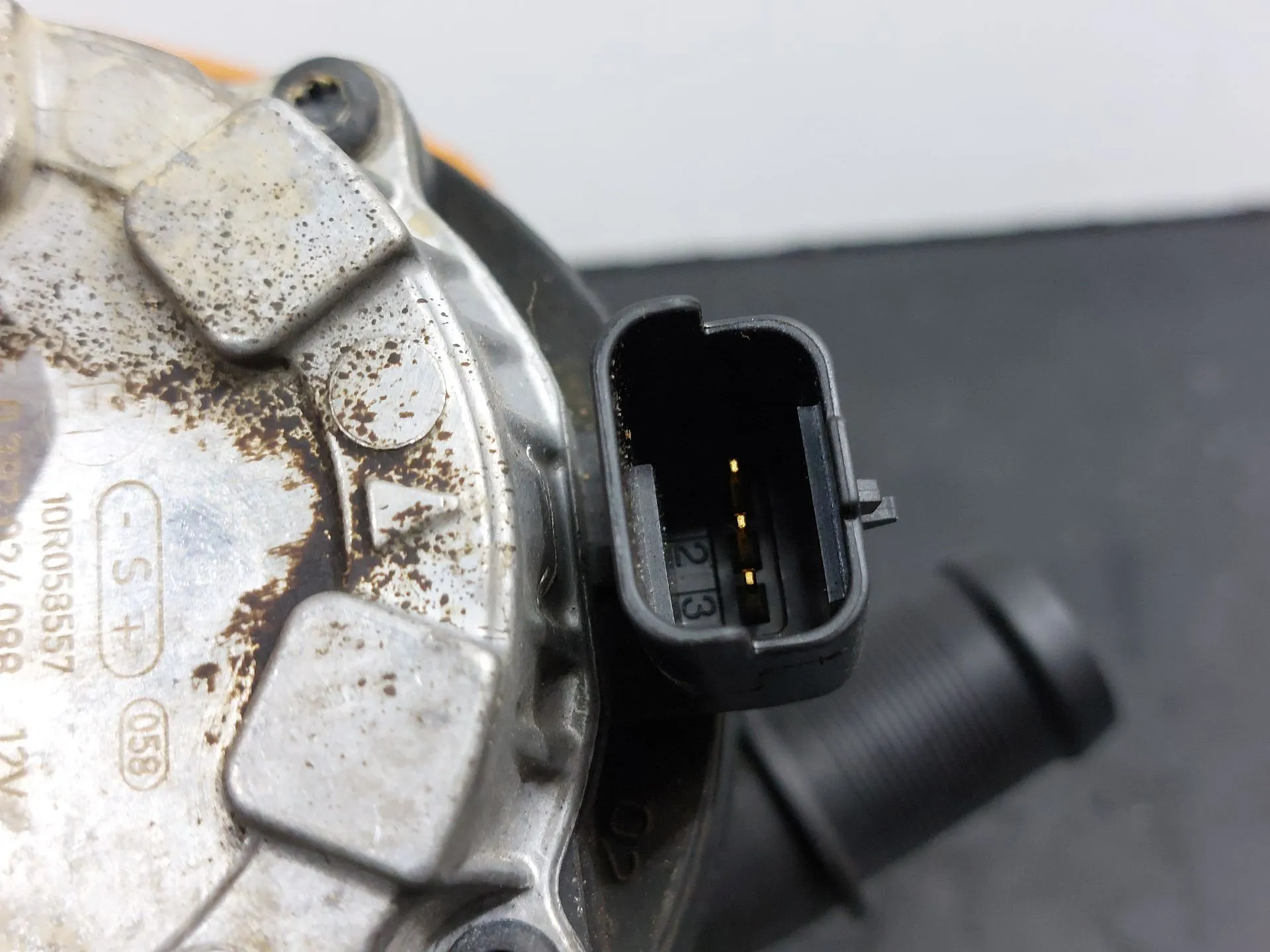 Bomba de água adicional DACIA Duster (HM_) Imagem-4