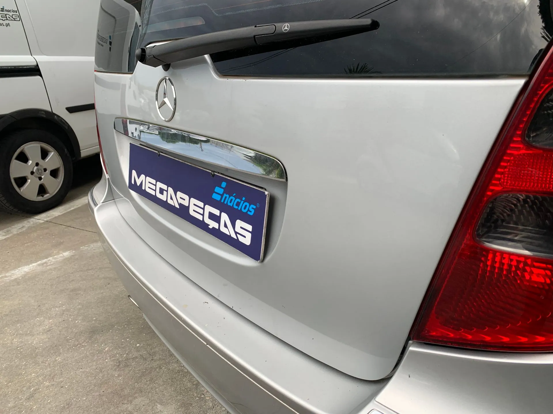 Porta / tampa da mala MERCEDES-BENZ Classe A (W169) Imagem-2