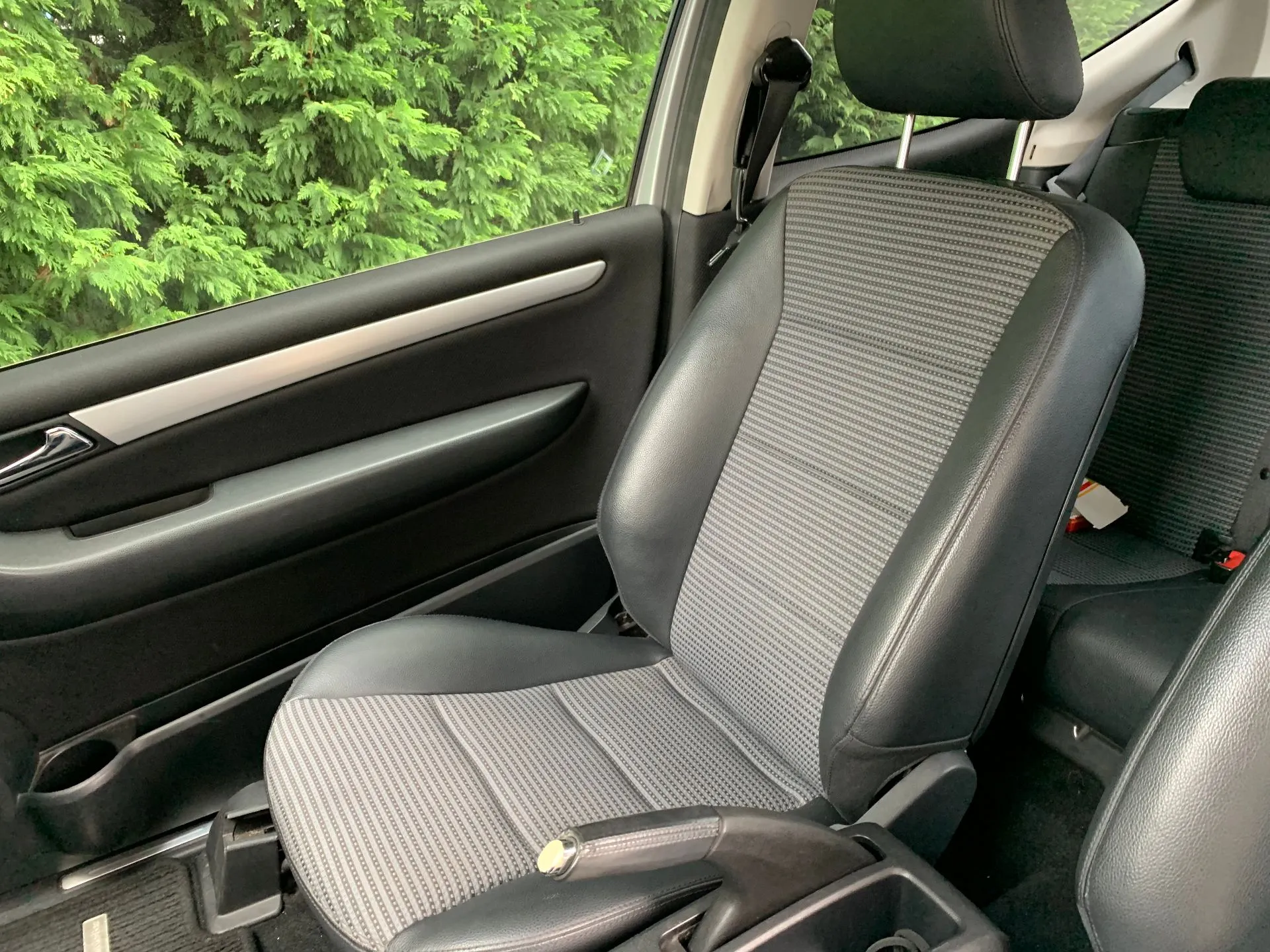 Conjunto de bancos MERCEDES-BENZ Classe A (W169) Imagem-3