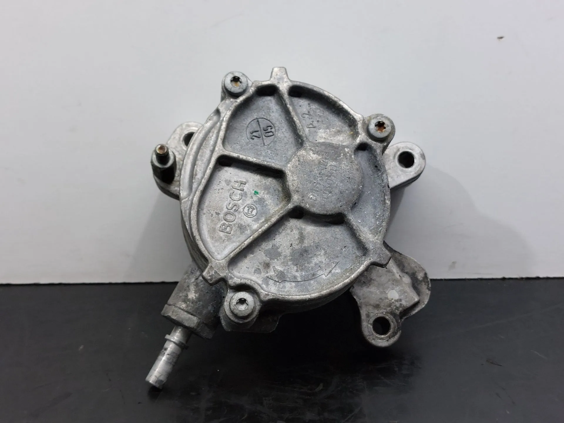 Depressor dos travões / bomba de vácuo PEUGEOT 307 CC (3B)