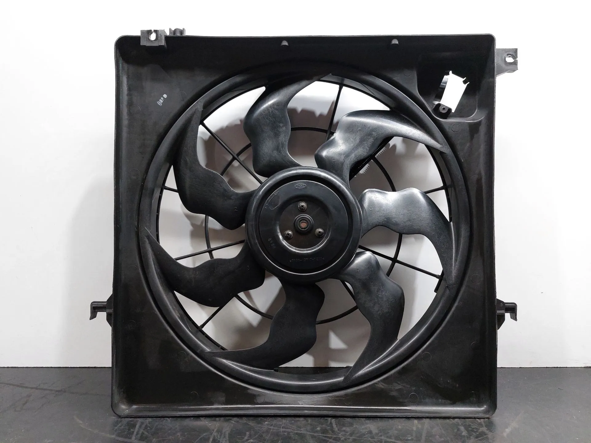 Termoventilador HYUNDAI Santa Fé II (CM)