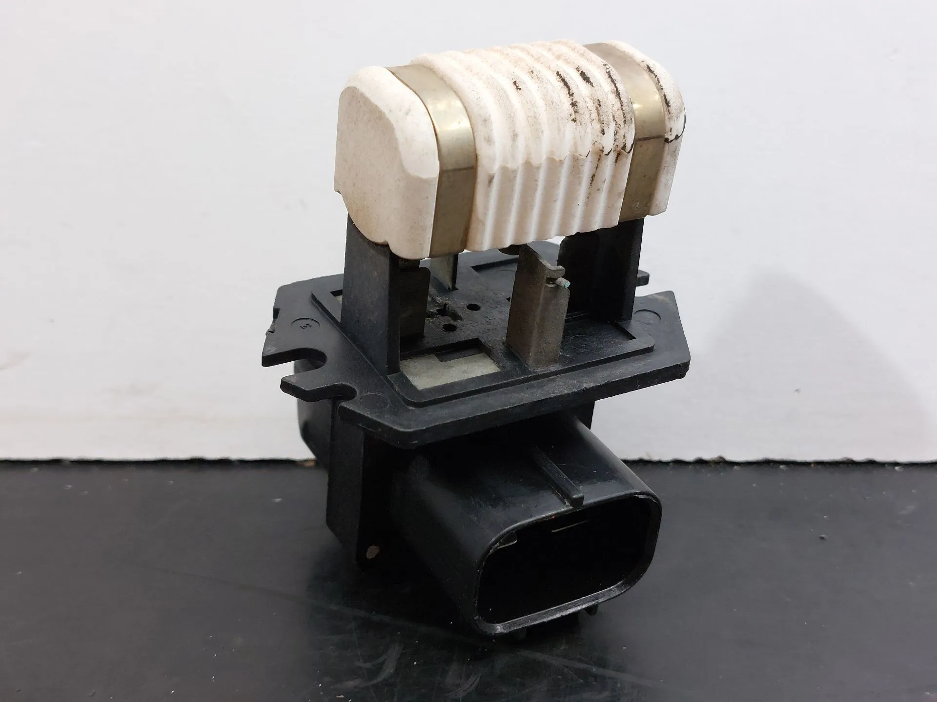 Resistência do ventilador / ventoínha HYUNDAI Santa Fé II (CM) Imagem-2