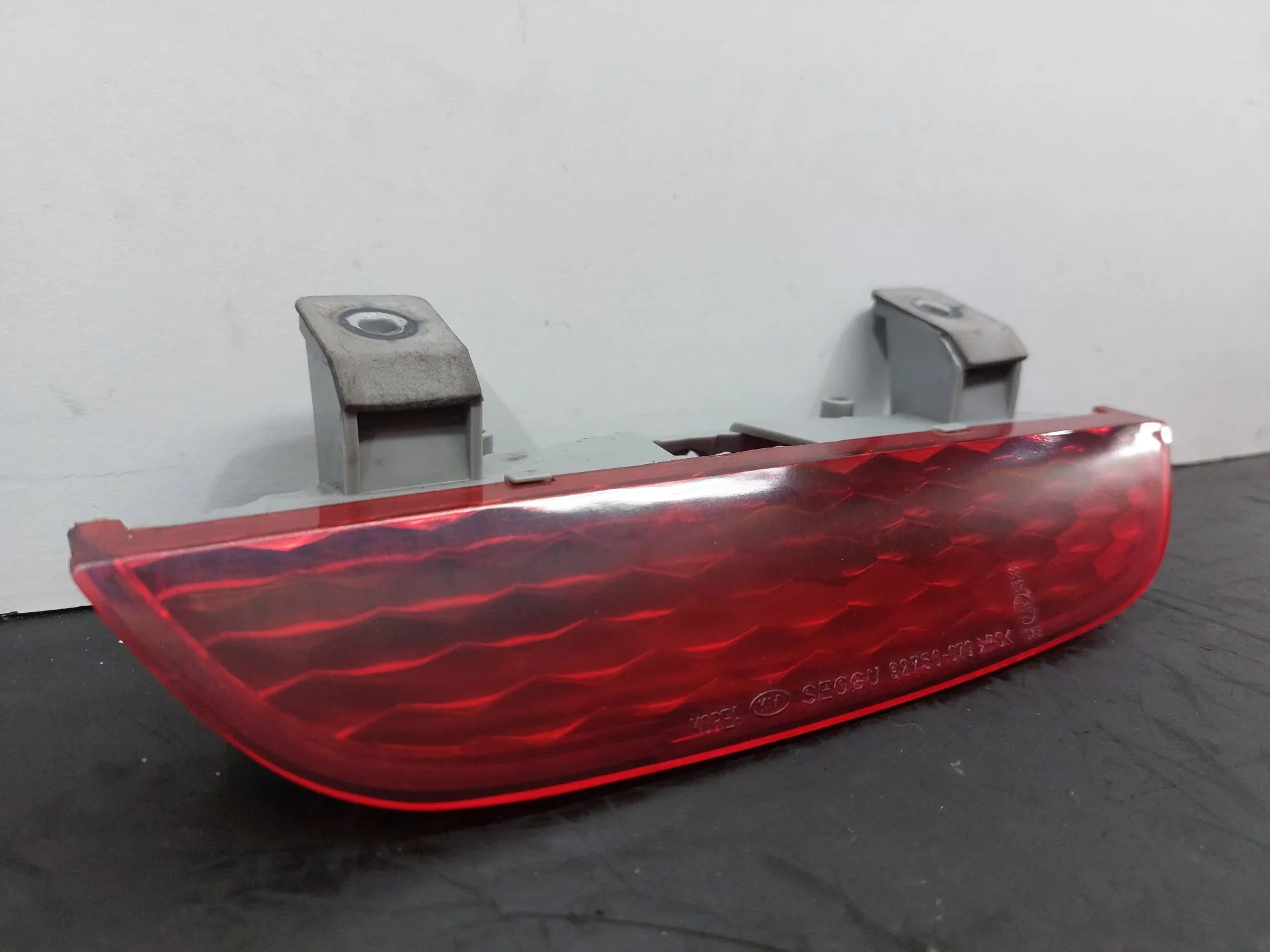 Luz de freno adicional / tercer freno KIA Picanto (BA) Imagem-1