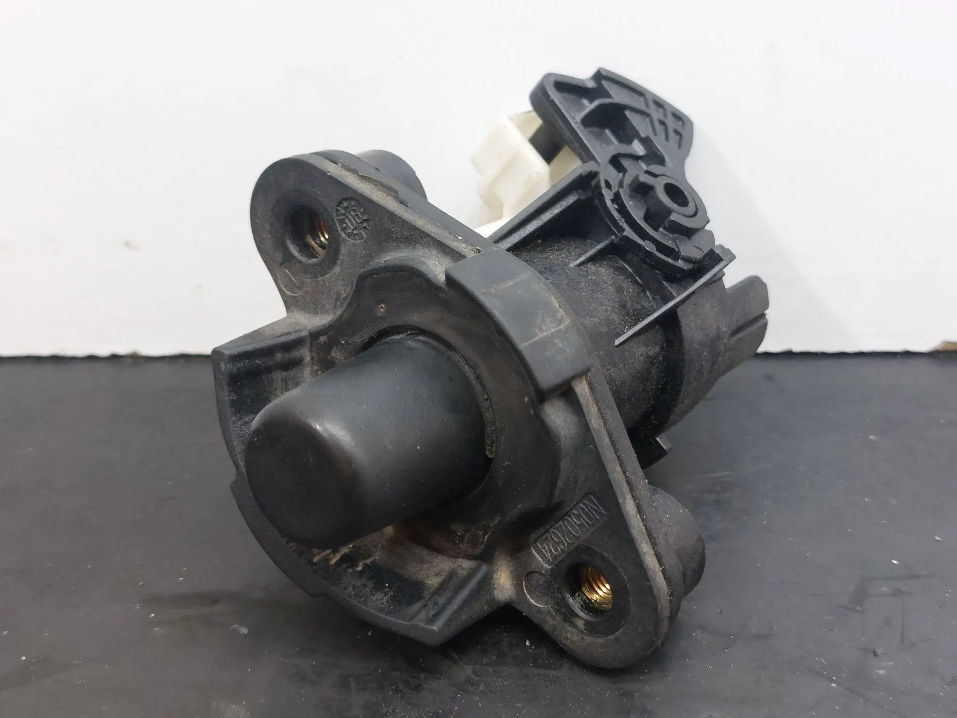 Puxador porta da mala TOYOTA Aygo (_B1_)