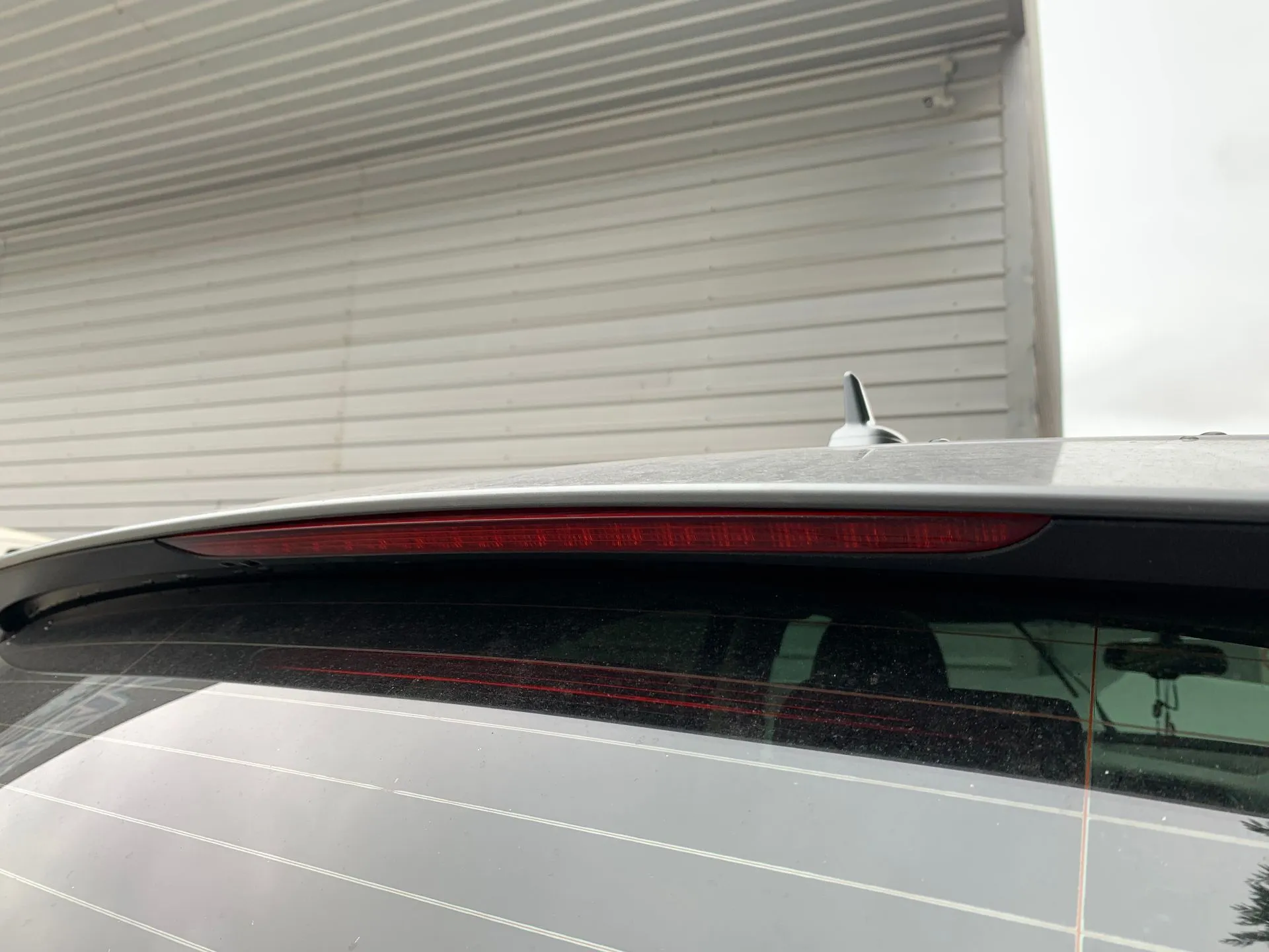 Luz stop adicional / 3º stop AUDI Q5 (8R) Imagem-1