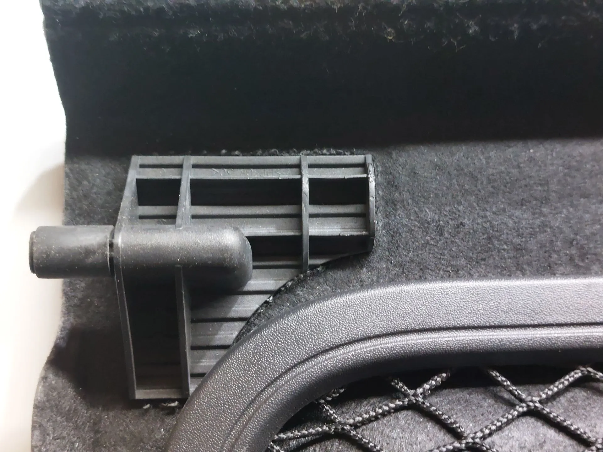 Rear Parcel shelf / trunk cover VOLKSWAGEN Golf VI (5K1) Imagem-11