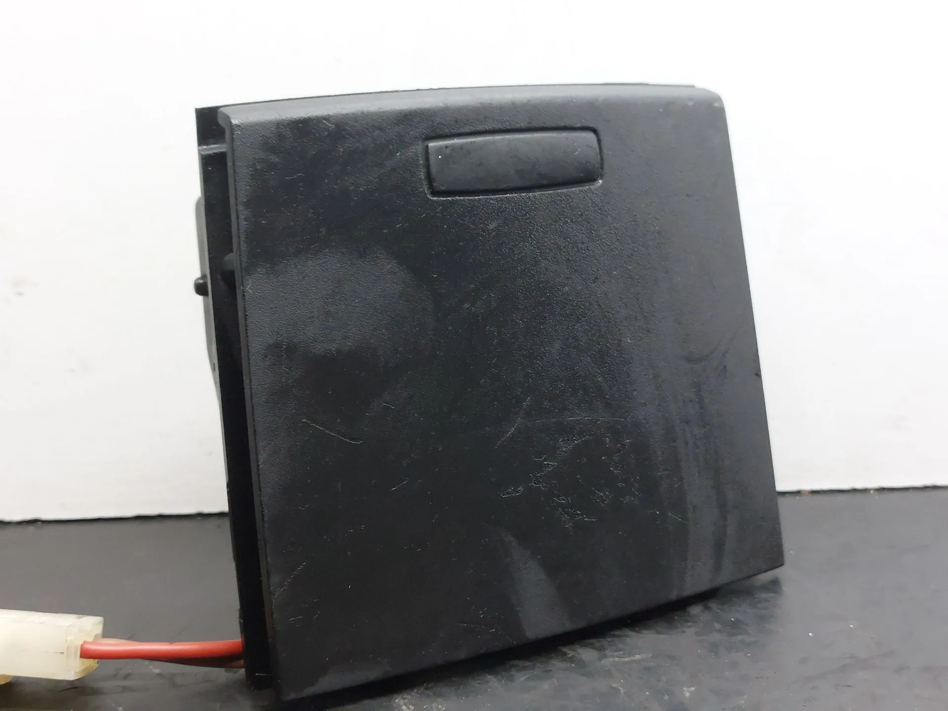 Accendino BMW X3 (E83) Imagem-1