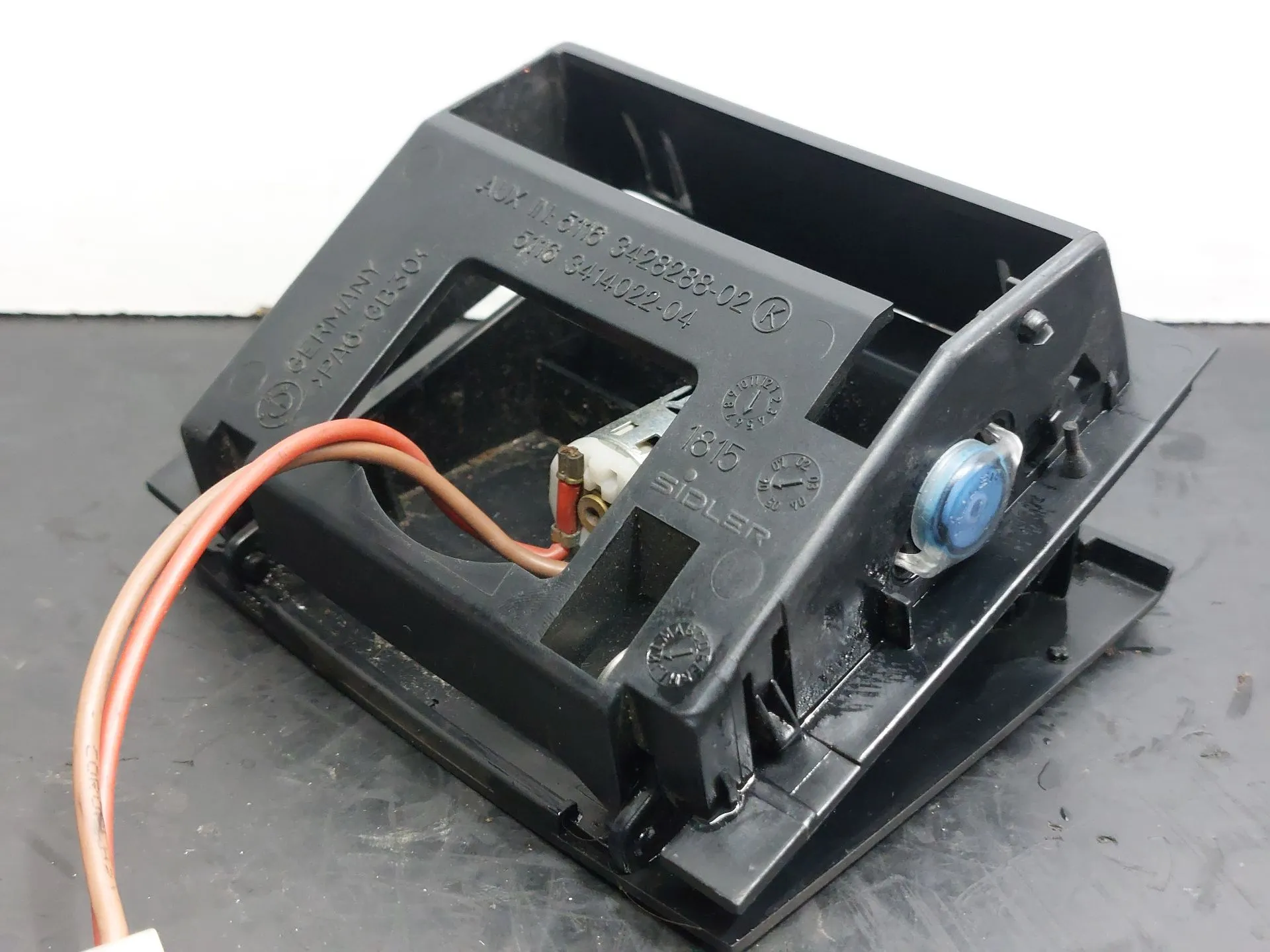 Accendino BMW X3 (E83) Imagem-6