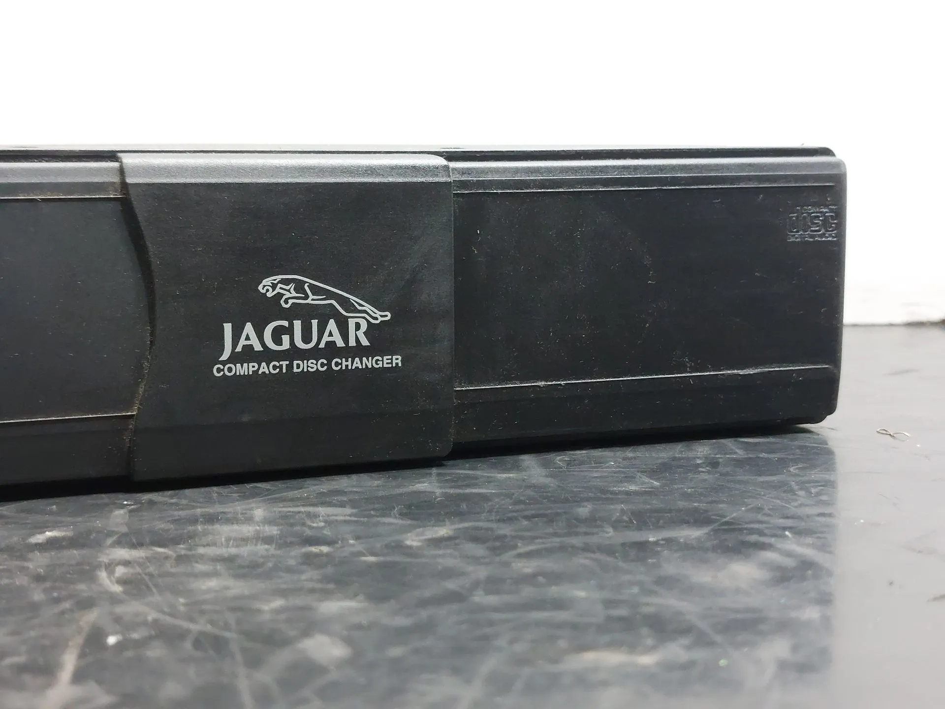 CD reader / box JAGUAR S-Type (X200) Imagem-2