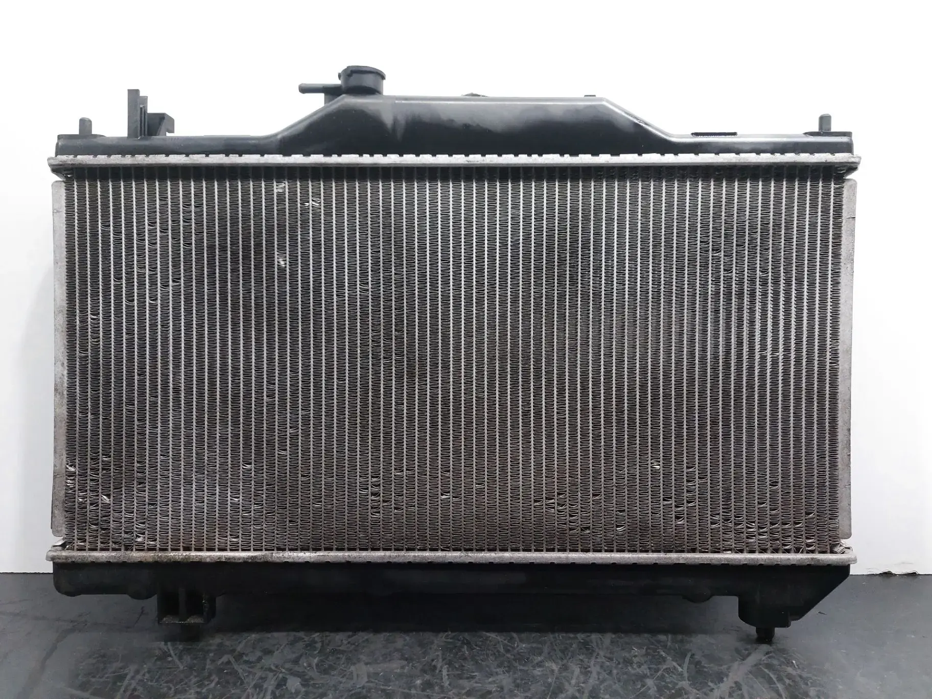 Radiatore acqua TOYOTA Avensis Sedan (_T22_) Imagem-6