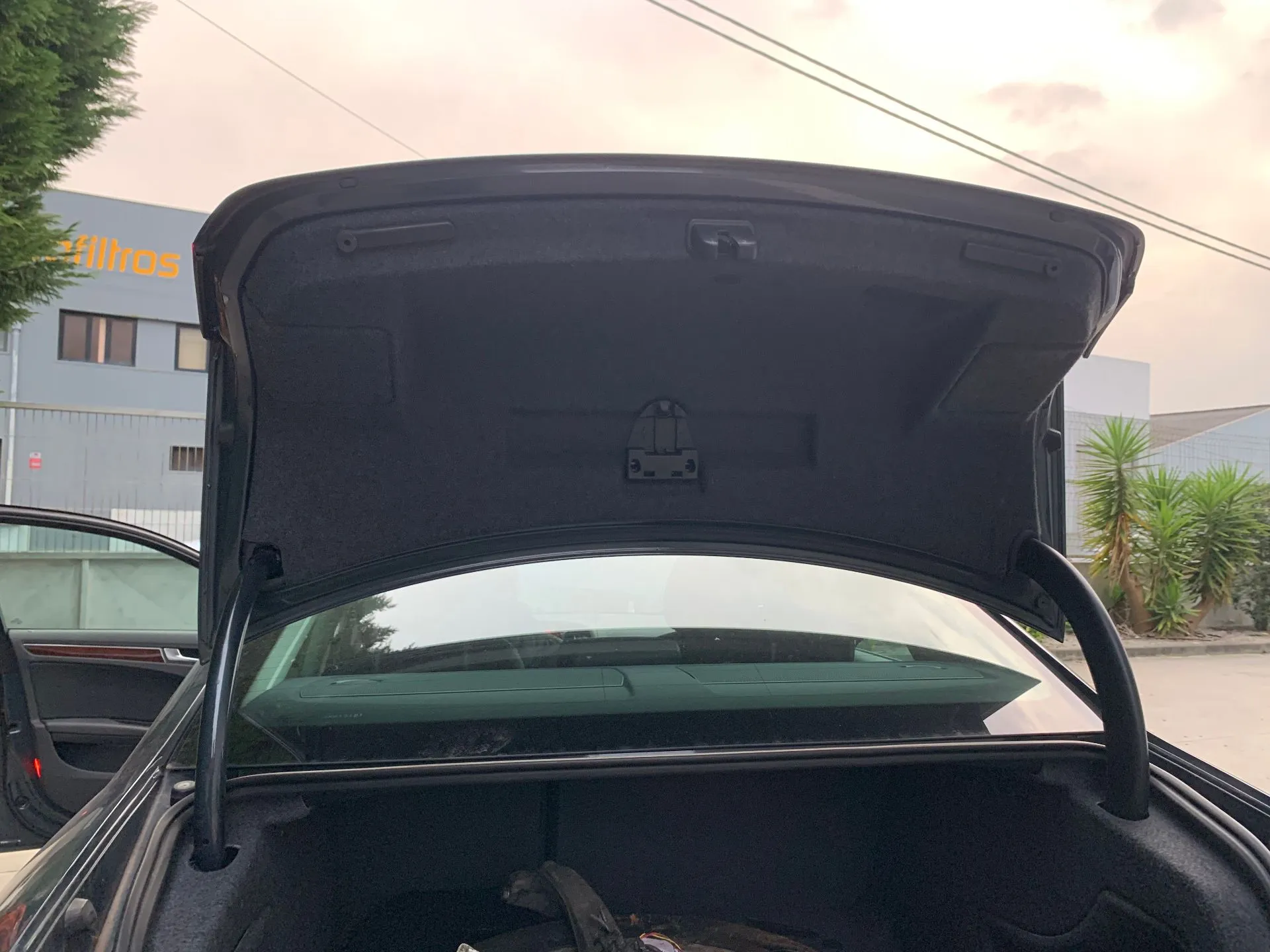 Porta / tampa da mala AUDI A4 (8K2, B8) Imagem-1