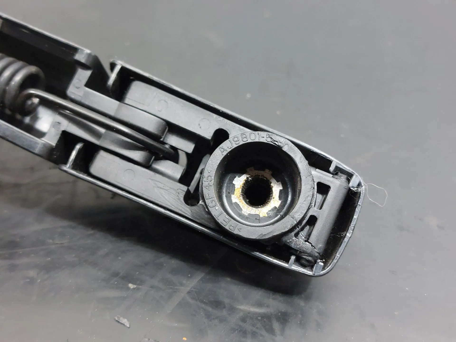 Rear wiper arm TOYOTA Yaris (_P15_) Imagem-6