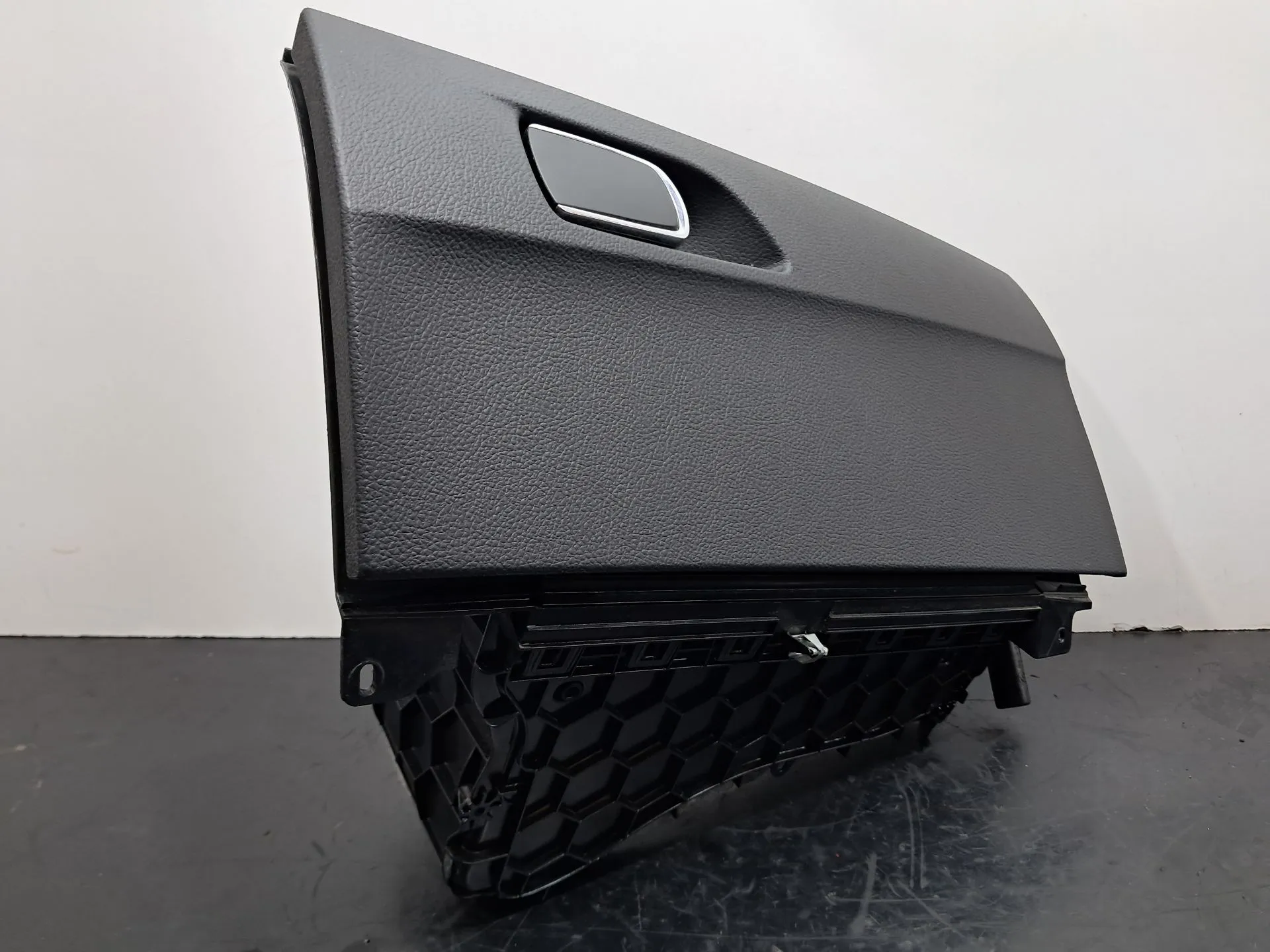 Vano portaoggetti BMW 1 (F20) Imagem-1