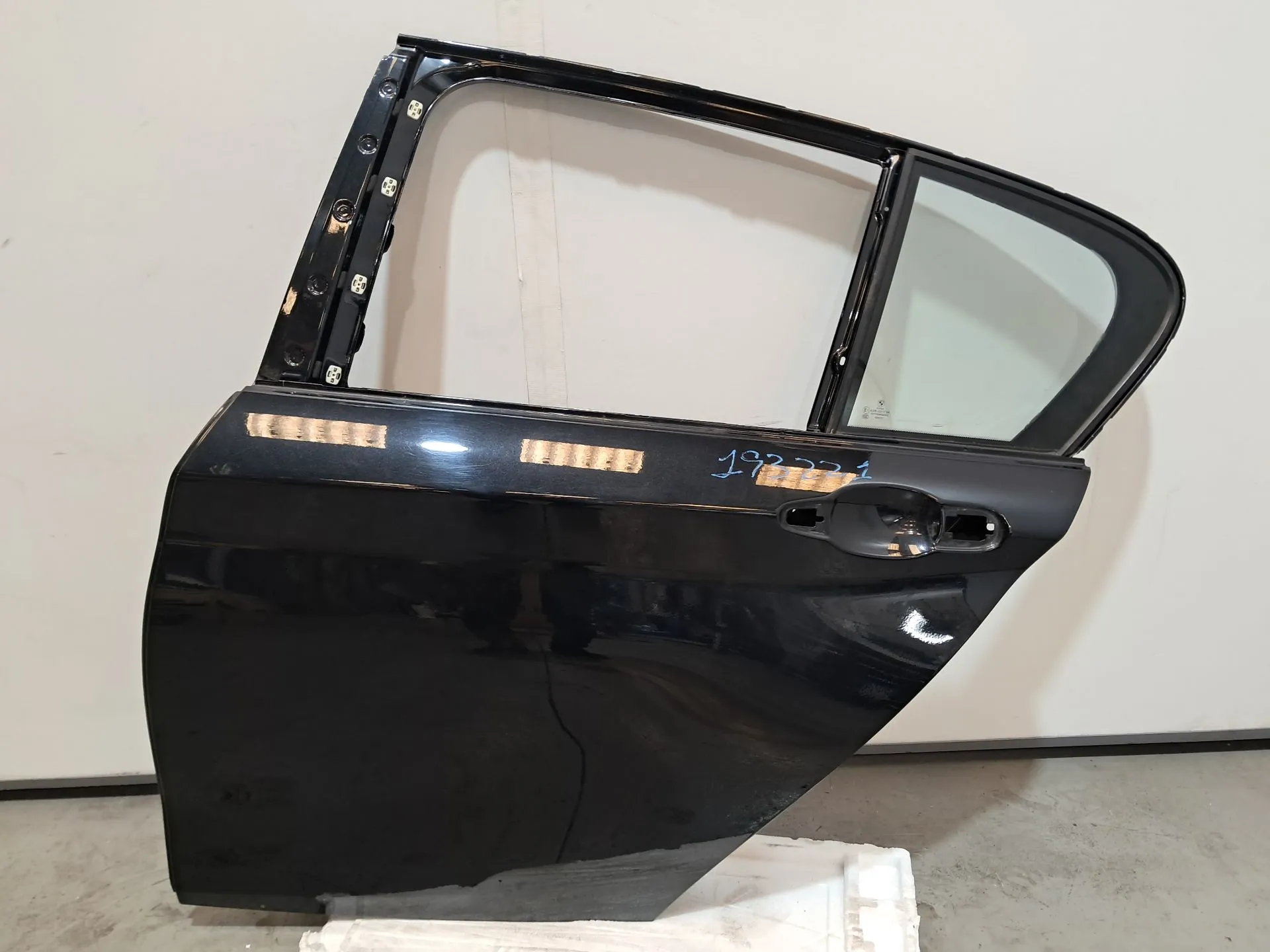 Left rear door BMW 1 (F20)