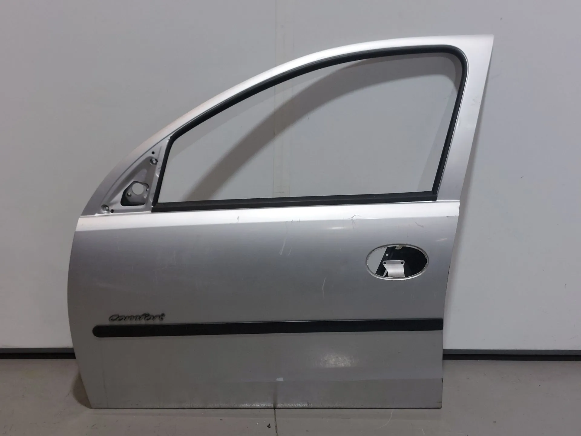 Porta anteriore sinistra OPEL Corsa C