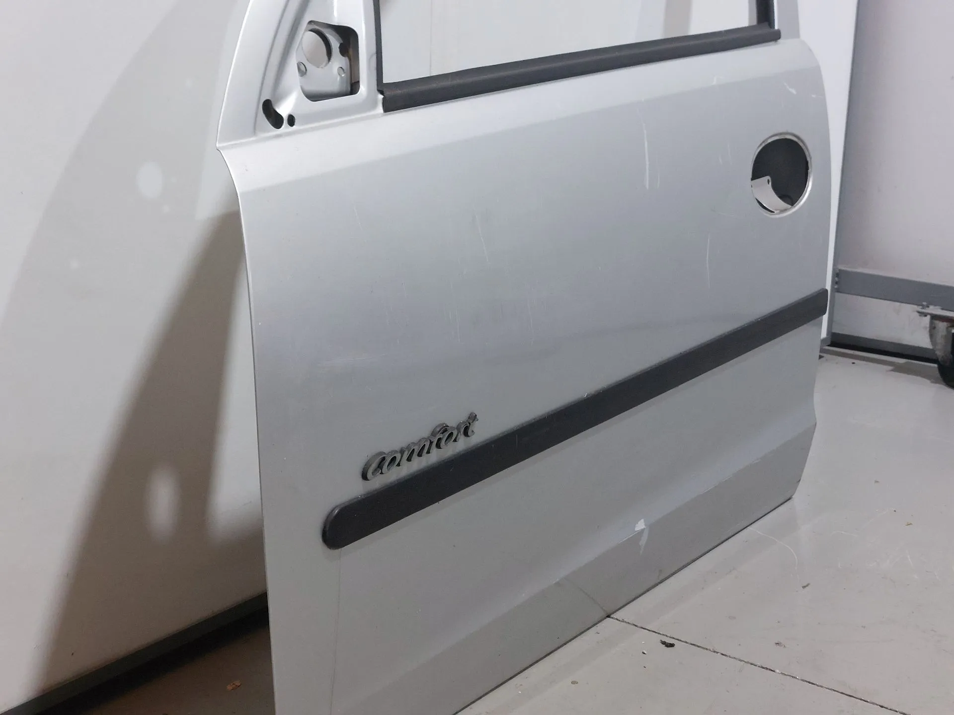 Porta anteriore sinistra OPEL Corsa C Imagem-3