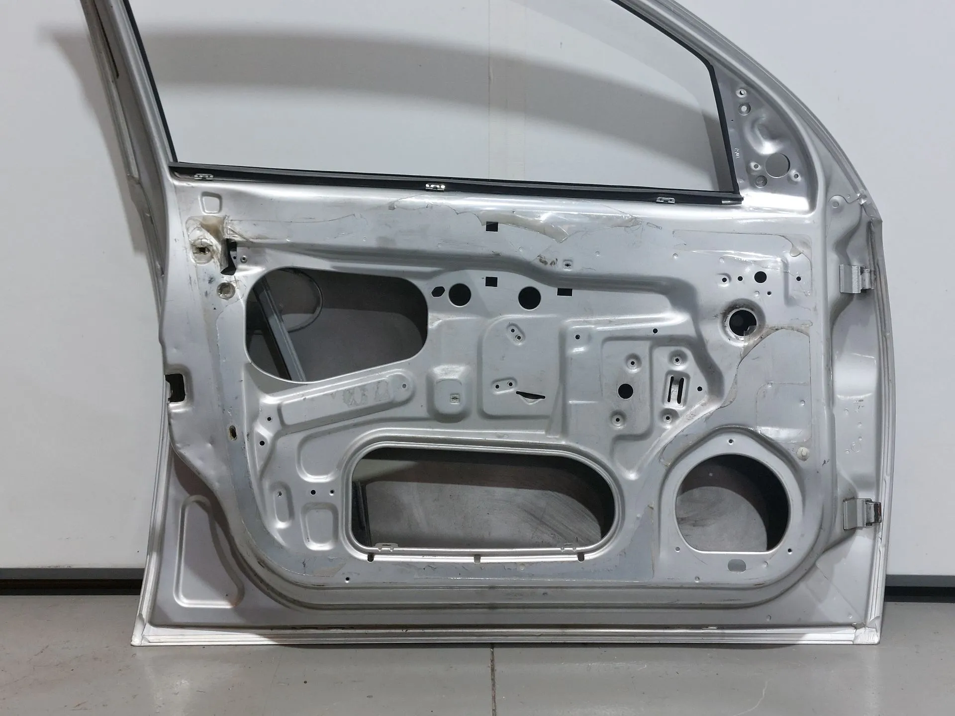 Porta anteriore sinistra OPEL Corsa C Imagem-7