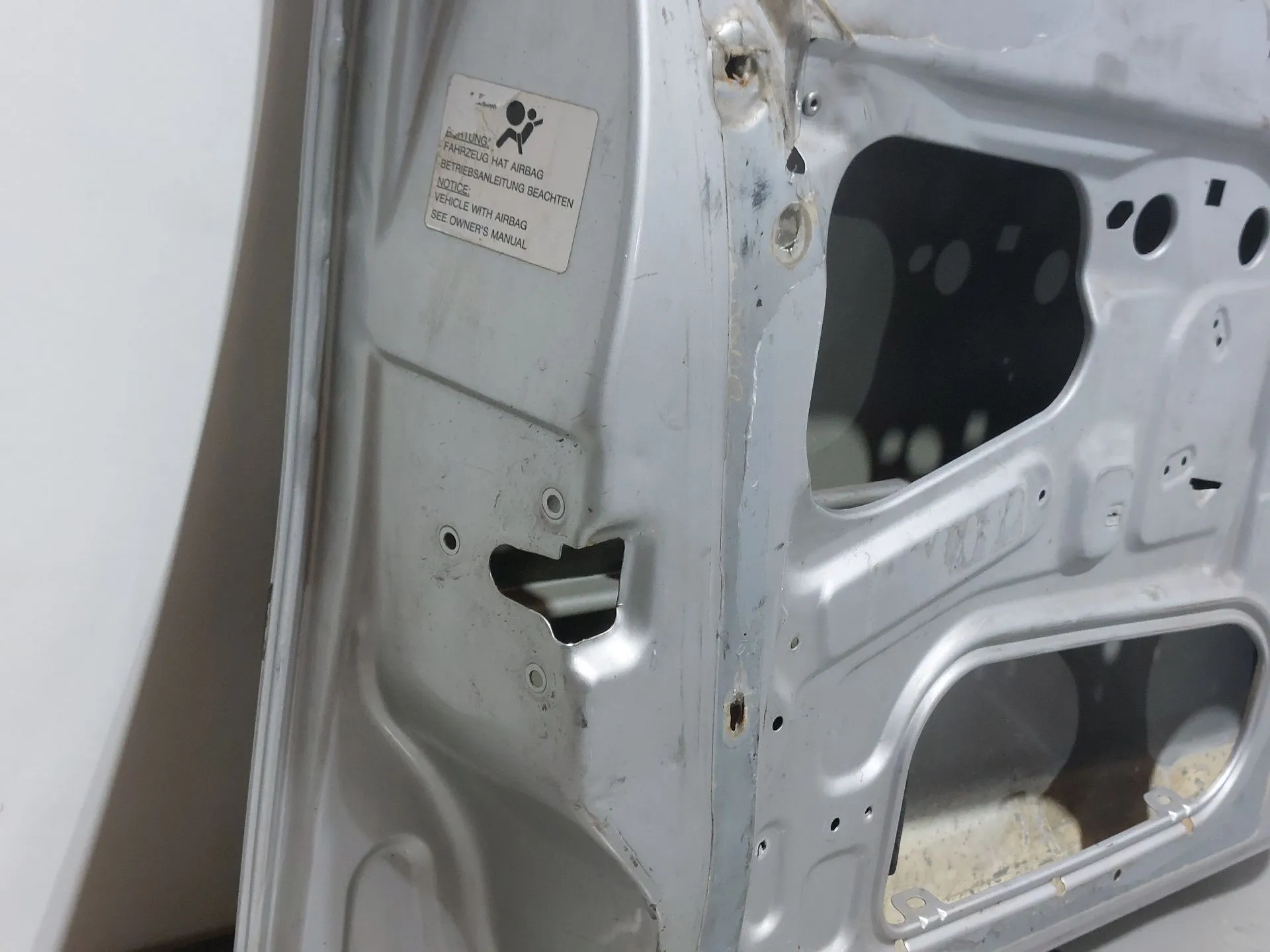 Porta anteriore sinistra OPEL Corsa C Imagem-9
