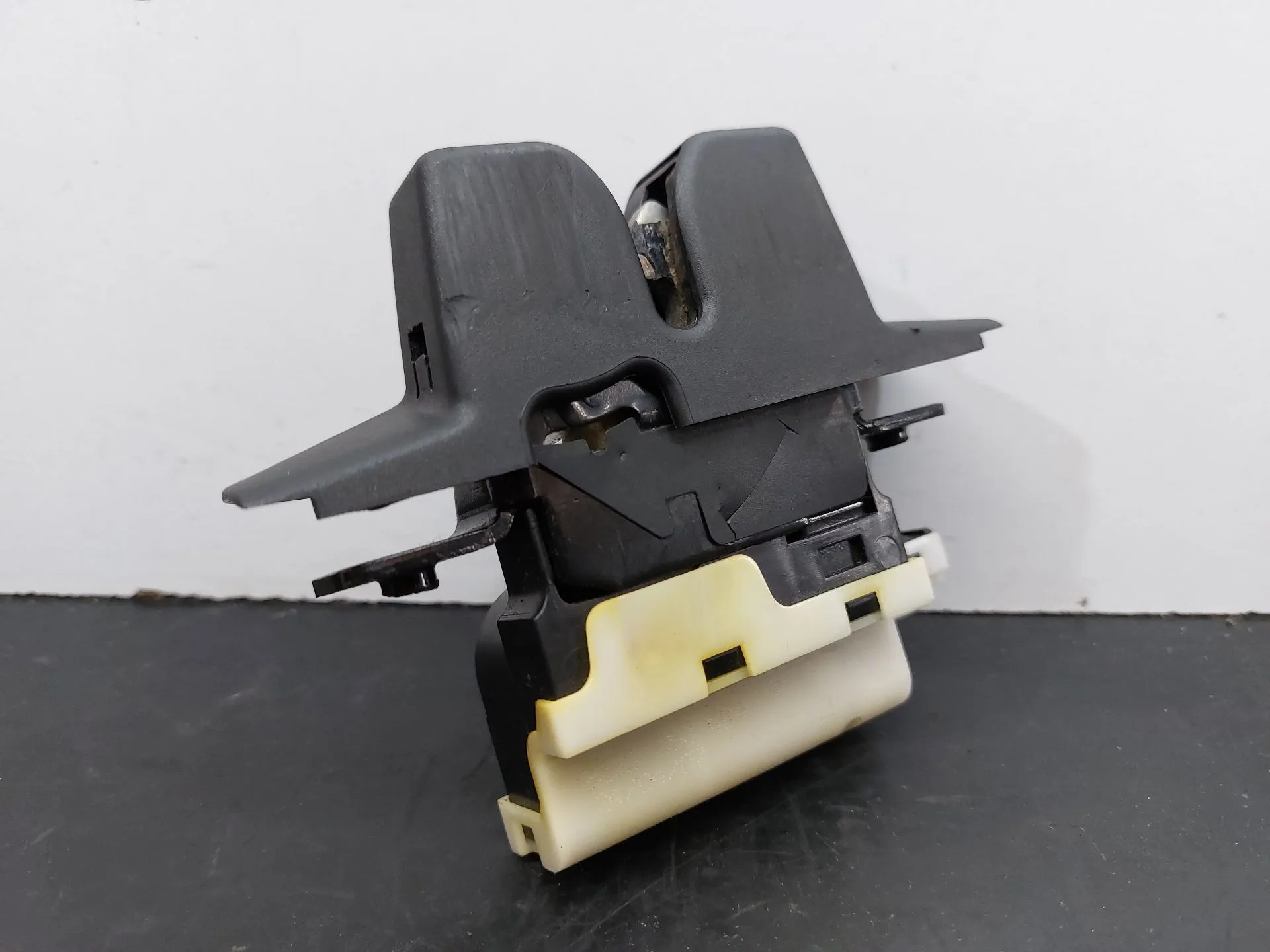 Fechadura / fecho da mala RENAULT Espace IV (JK0/1_)