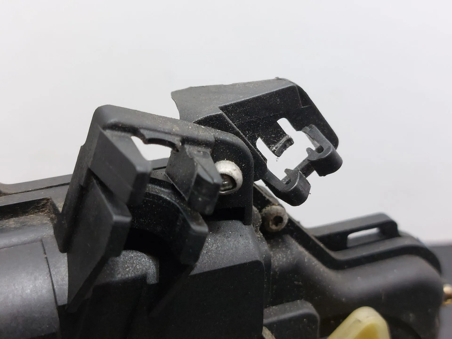 Rear Right Door Lock VOLKSWAGEN Golf IV (1J1) Imagem-5