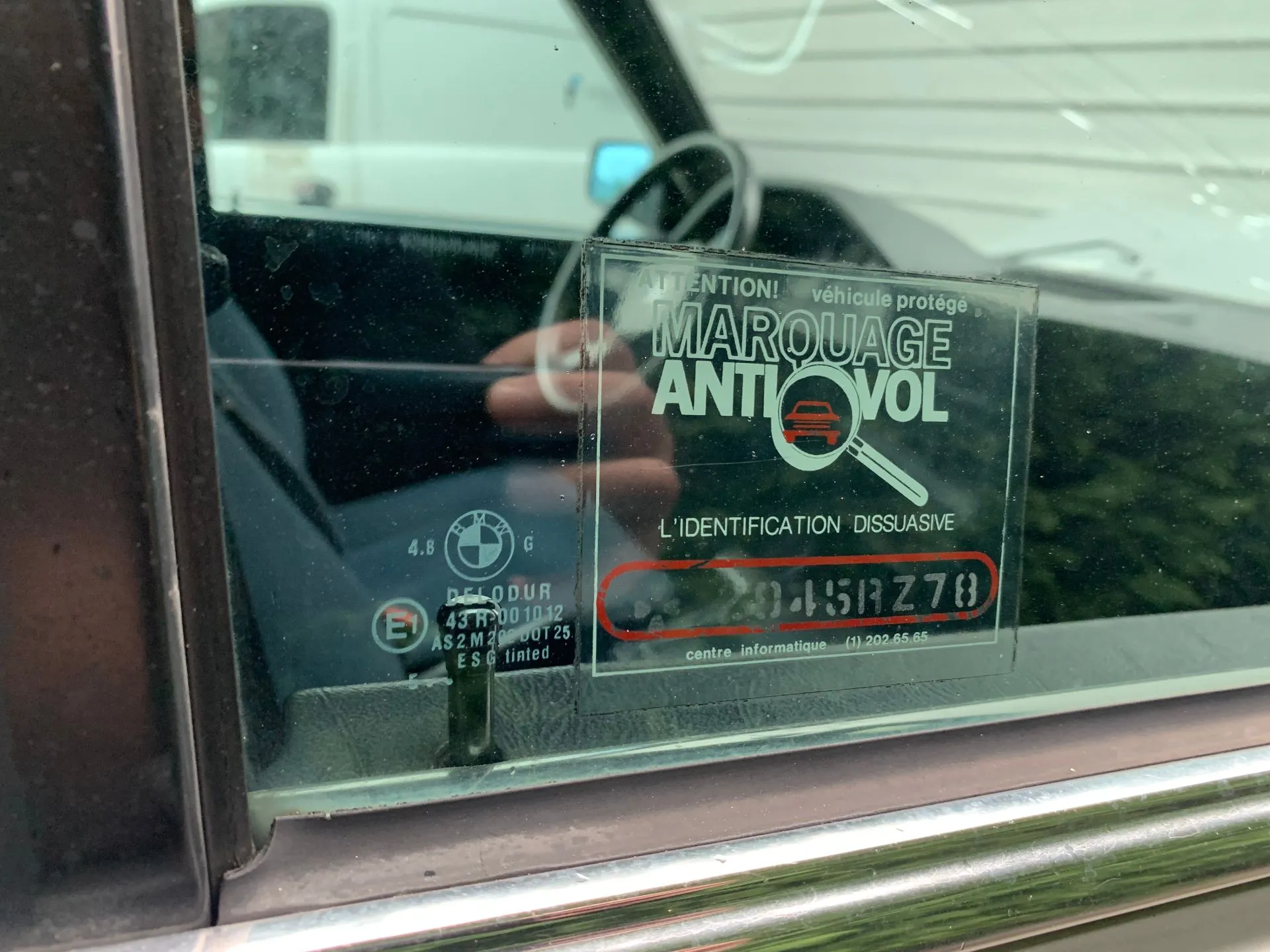 Right front door glass BMW 5 (E28) Imagem-2