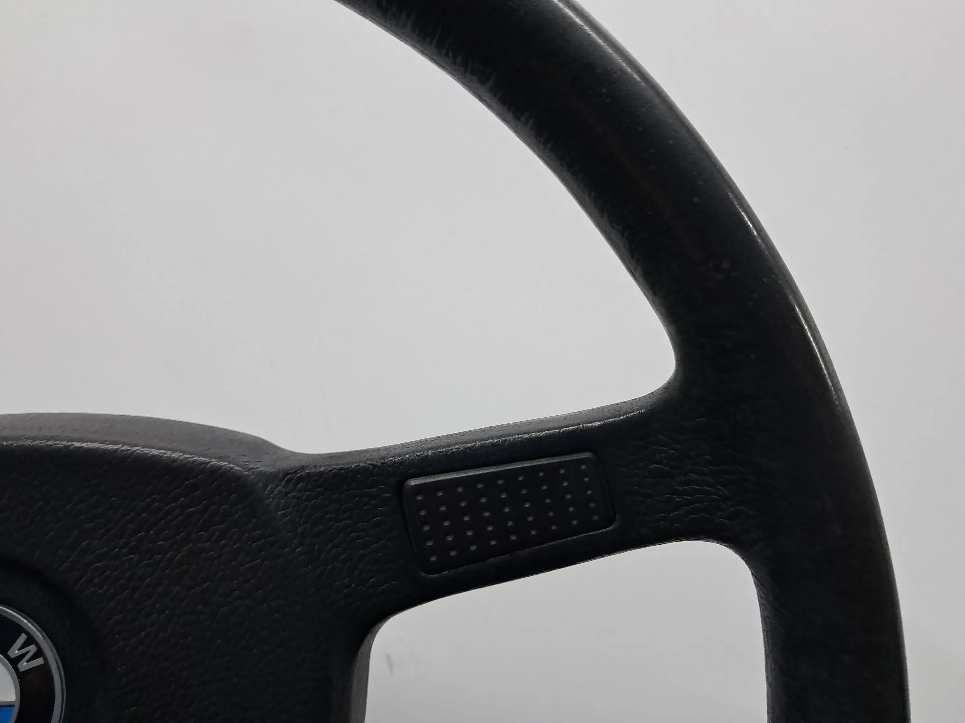 Volante BMW 5 (E28) Imagem-6