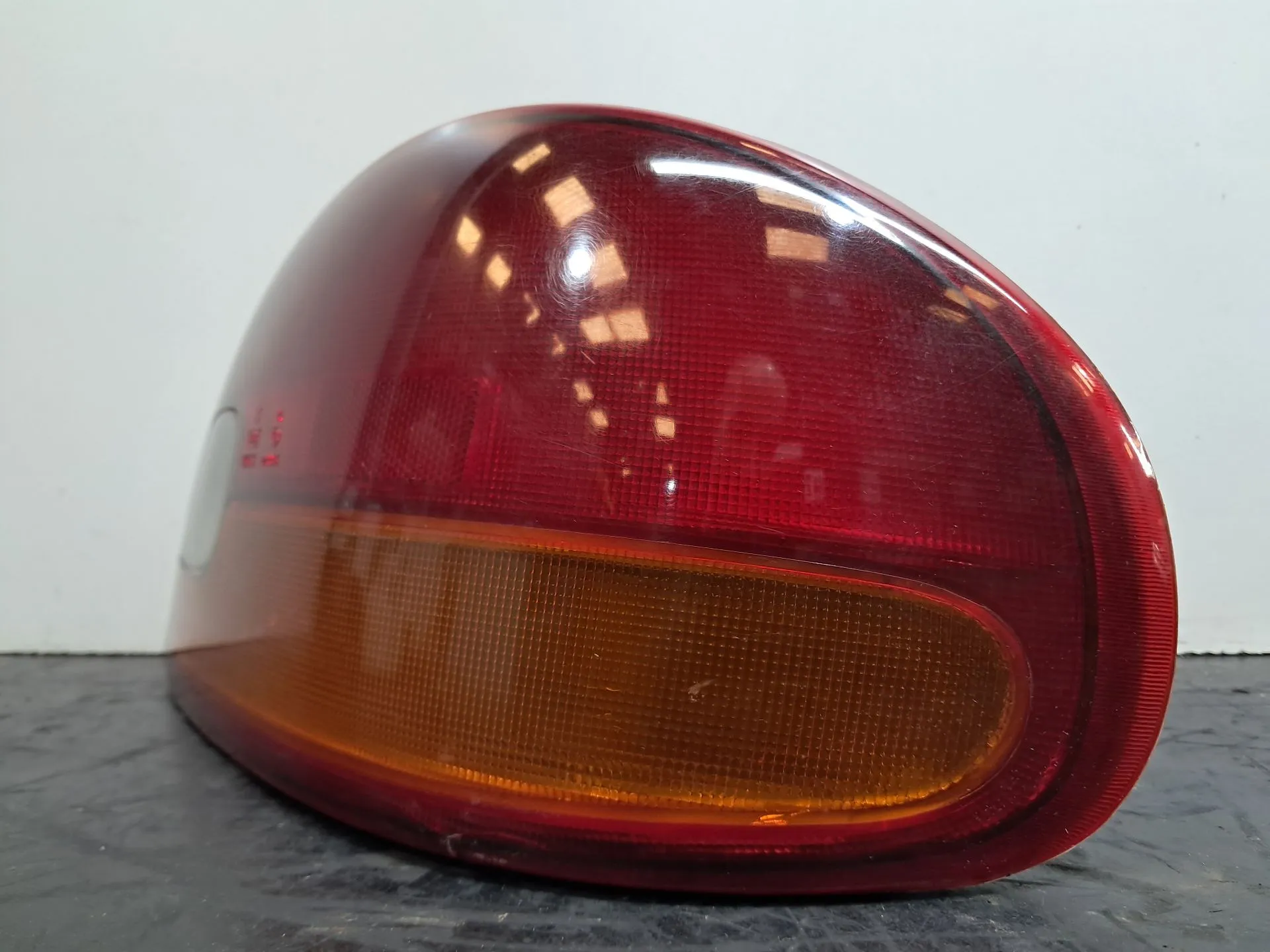 Right Tail light HYUNDAI Accent I (X3) Imagem-2