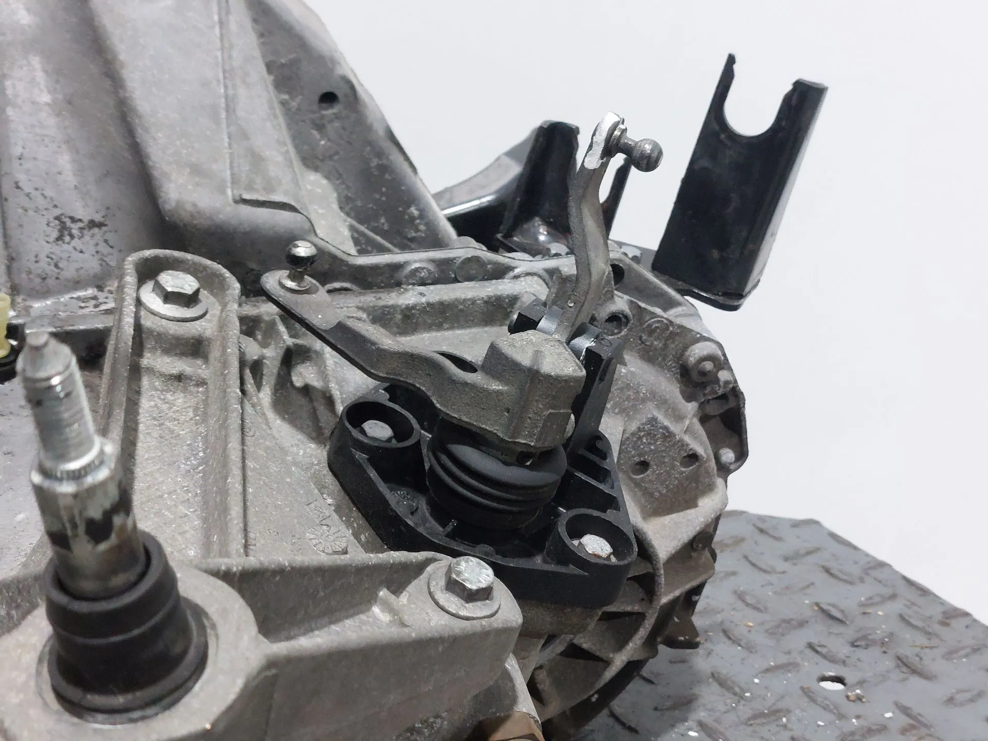 Caixa de velocidades manual NISSAN Note (E11, NE11) Imagem-6