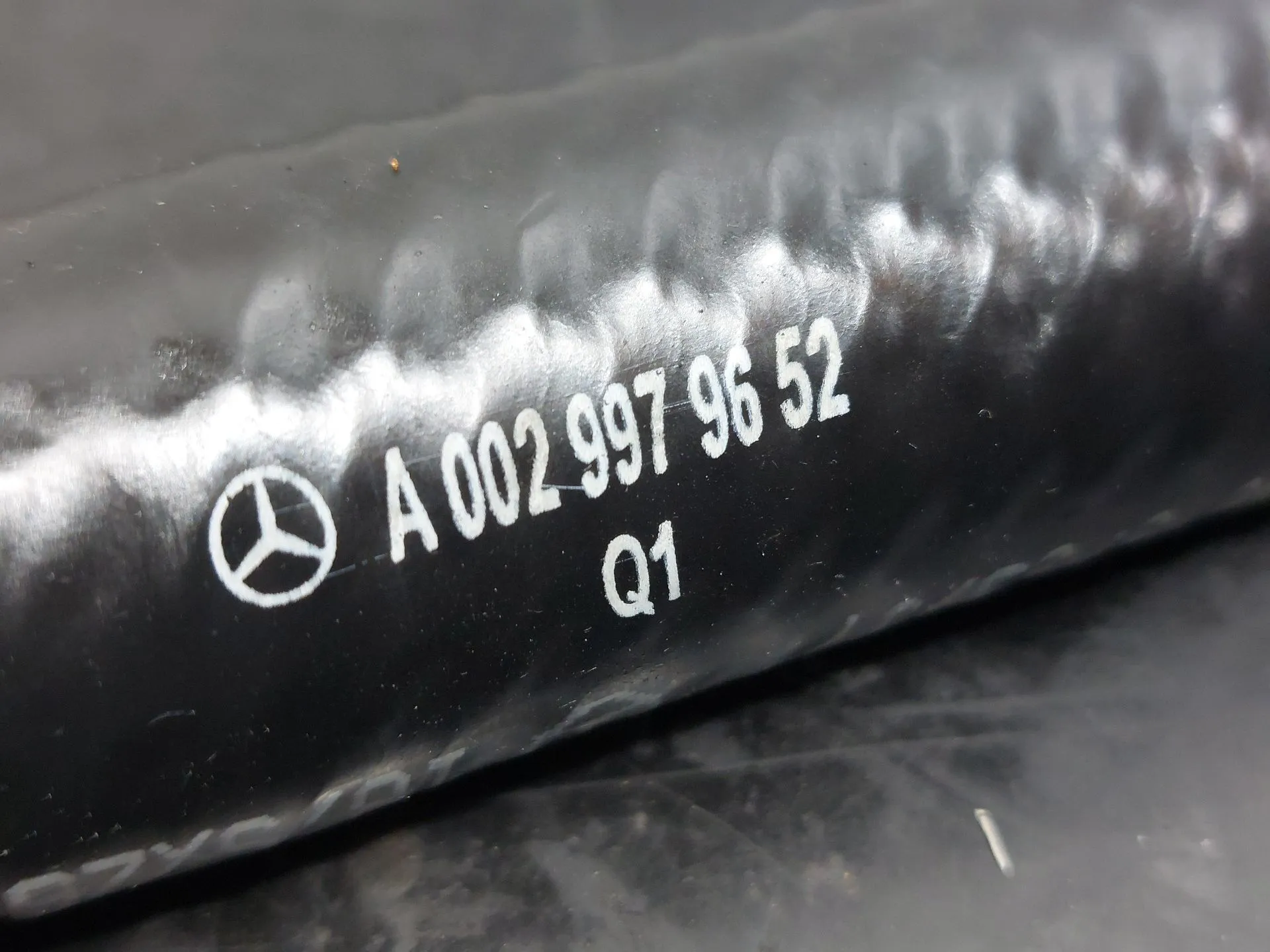 Tubo da direção assistida MERCEDES-BENZ CLS (C219) Imagem-3