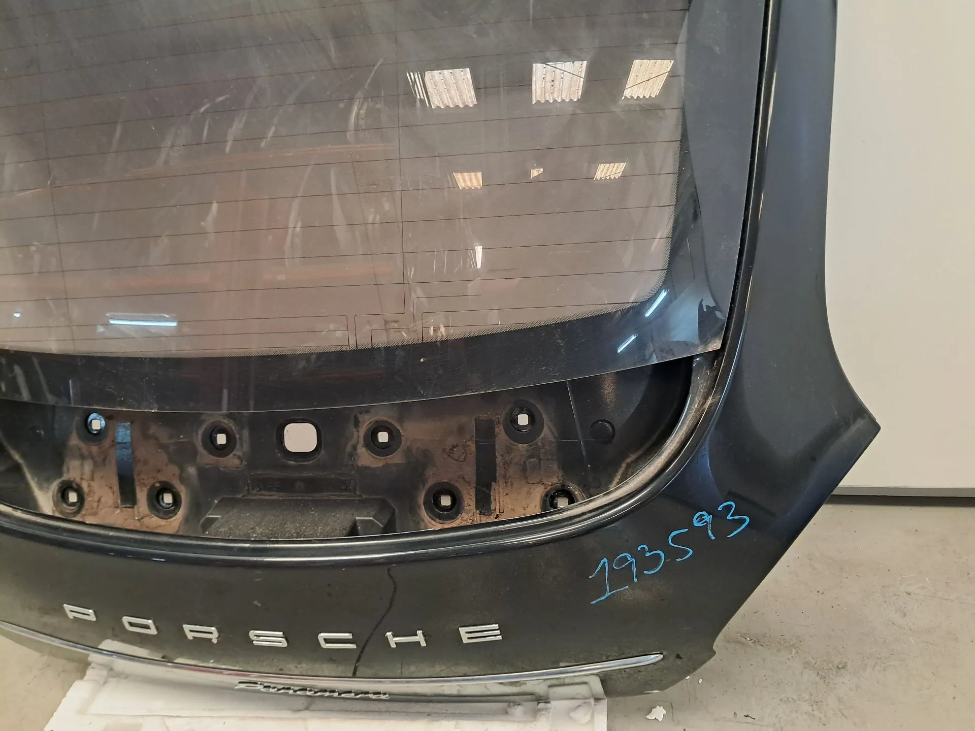 Porta / tampa da mala PORSCHE Panamera (970) Imagem-3
