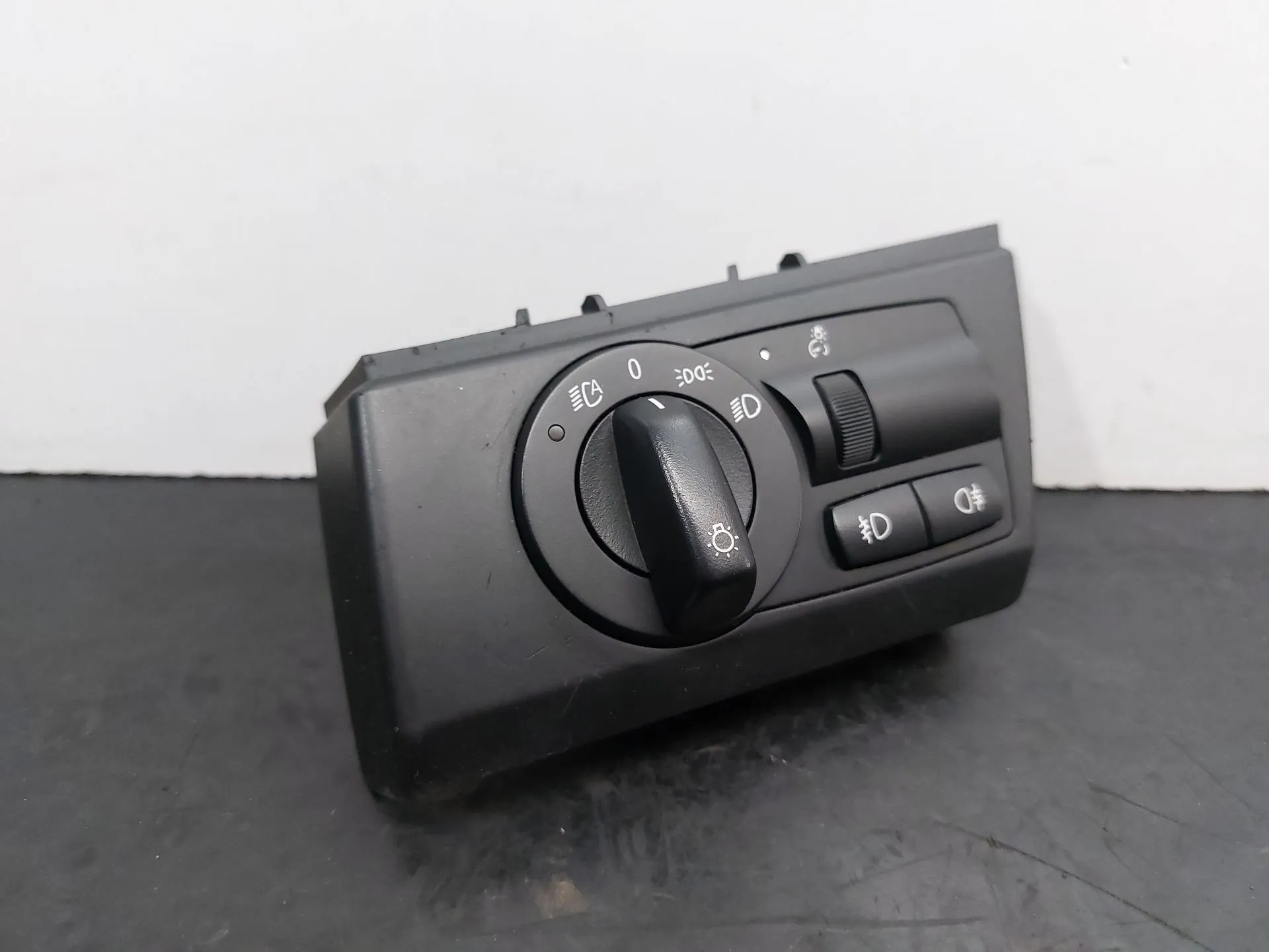 Bouton / interrupteur d'éclairage BMW X3 (E83)