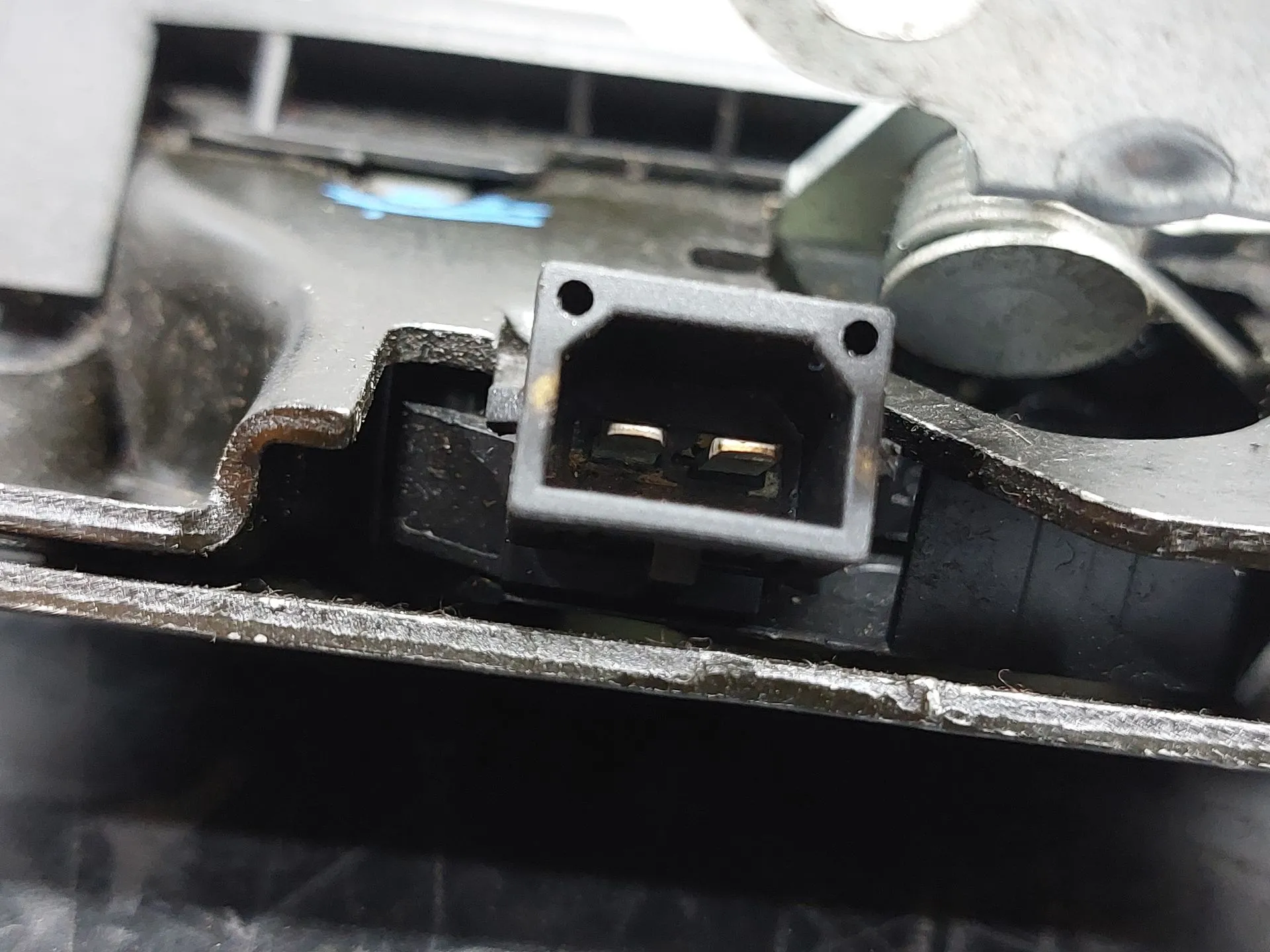 Serrure / verrou coffre AUDI A3 (8L1) Imagem-3