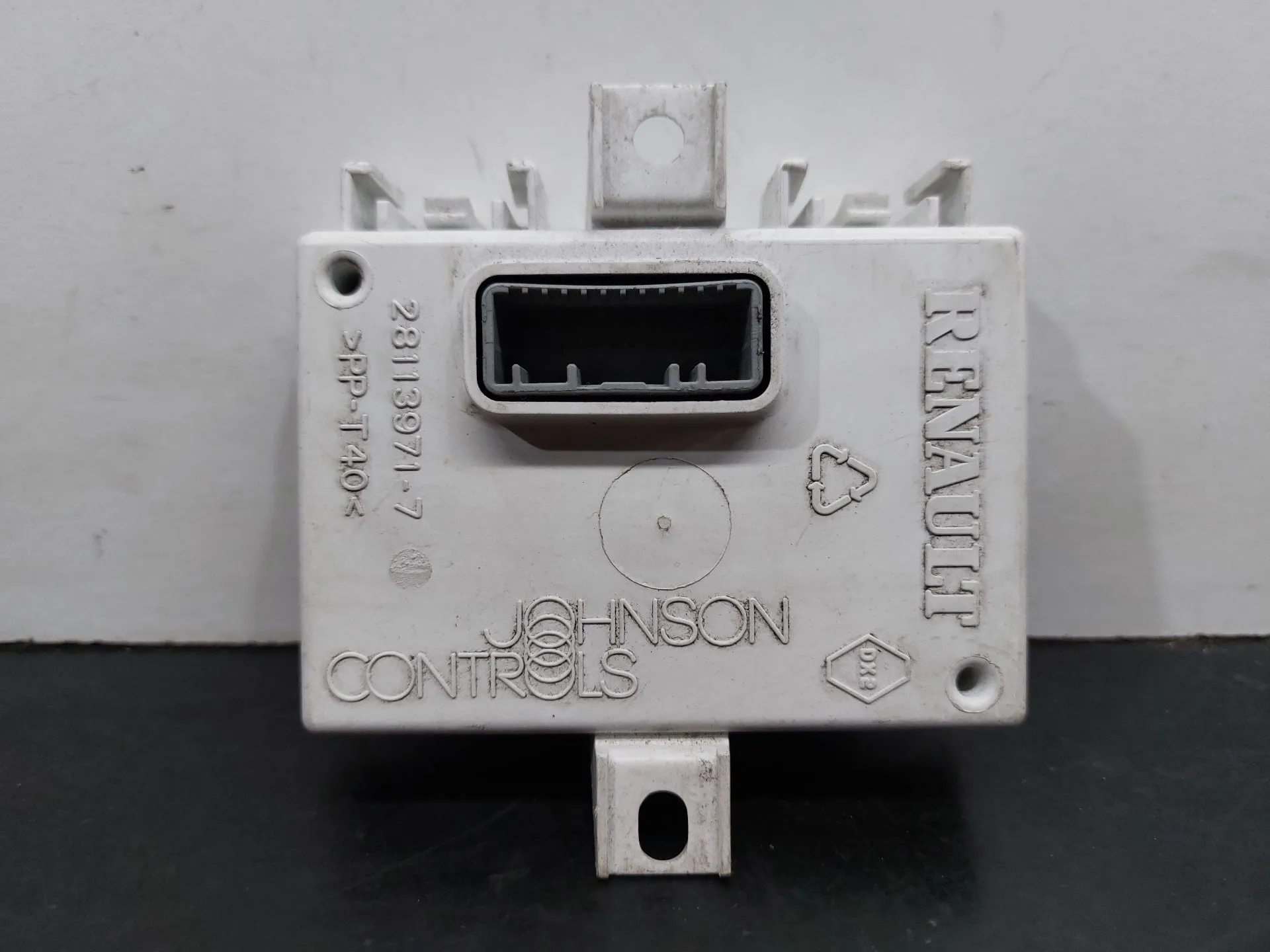 Generic Unit Module RENAULT Megane III (BZ0_) Imagem-2