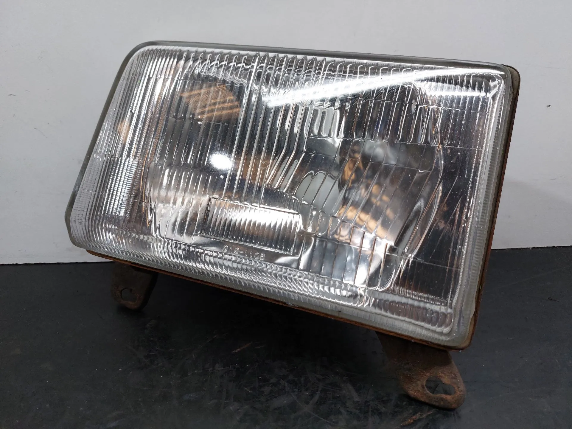 Faro anteriore sinistro MAZDA E-Series (SR2)