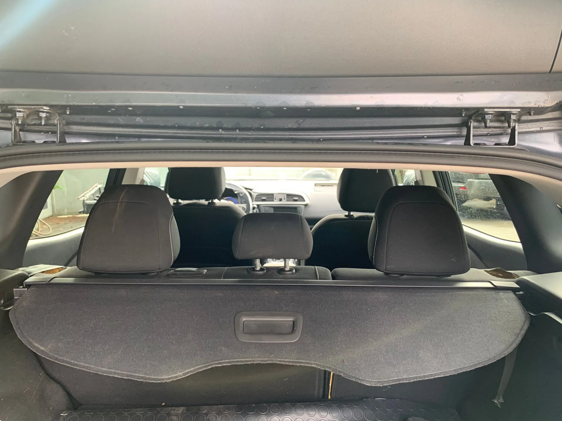 Chapeleira / tampo da mala RENAULT Kadjar (HA_, HL_) Imagem-1