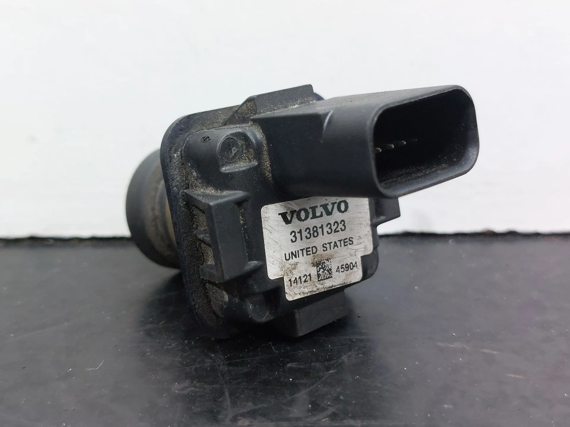 Câmera traseira VOLVO V40 Hatchback Imagem-2